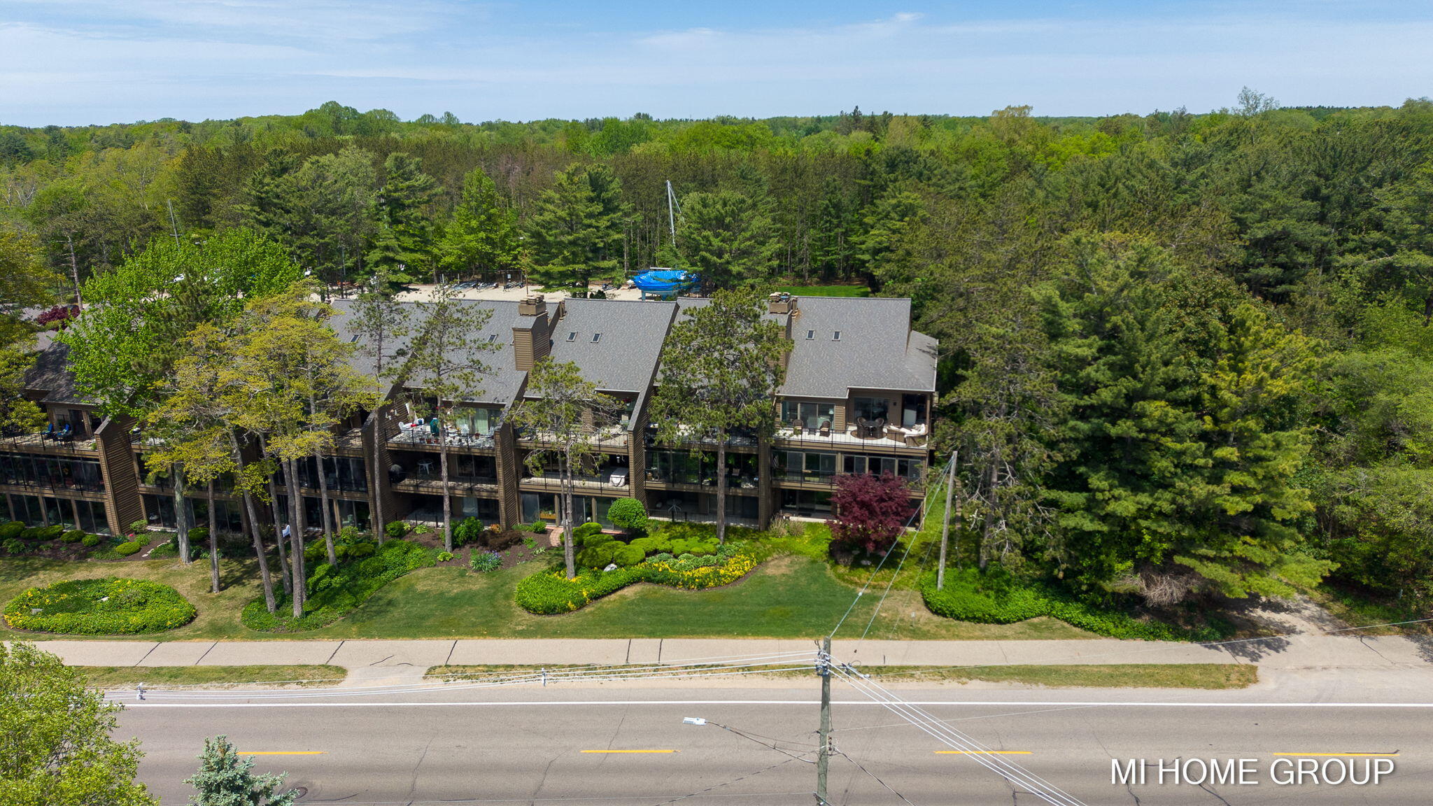 1745 Ottawa Beach Holland MI 49424
