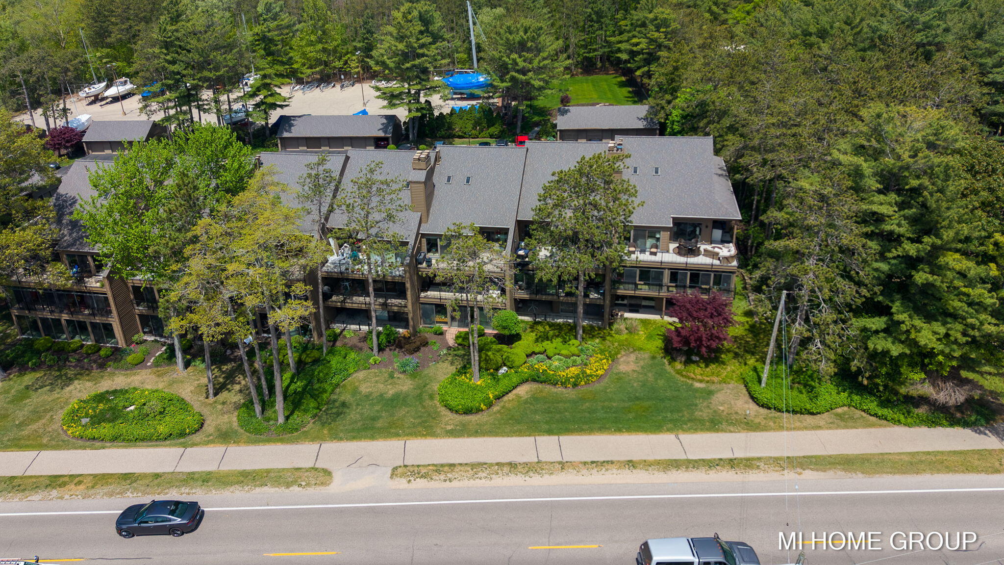 1745 Ottawa Beach Holland MI 49424