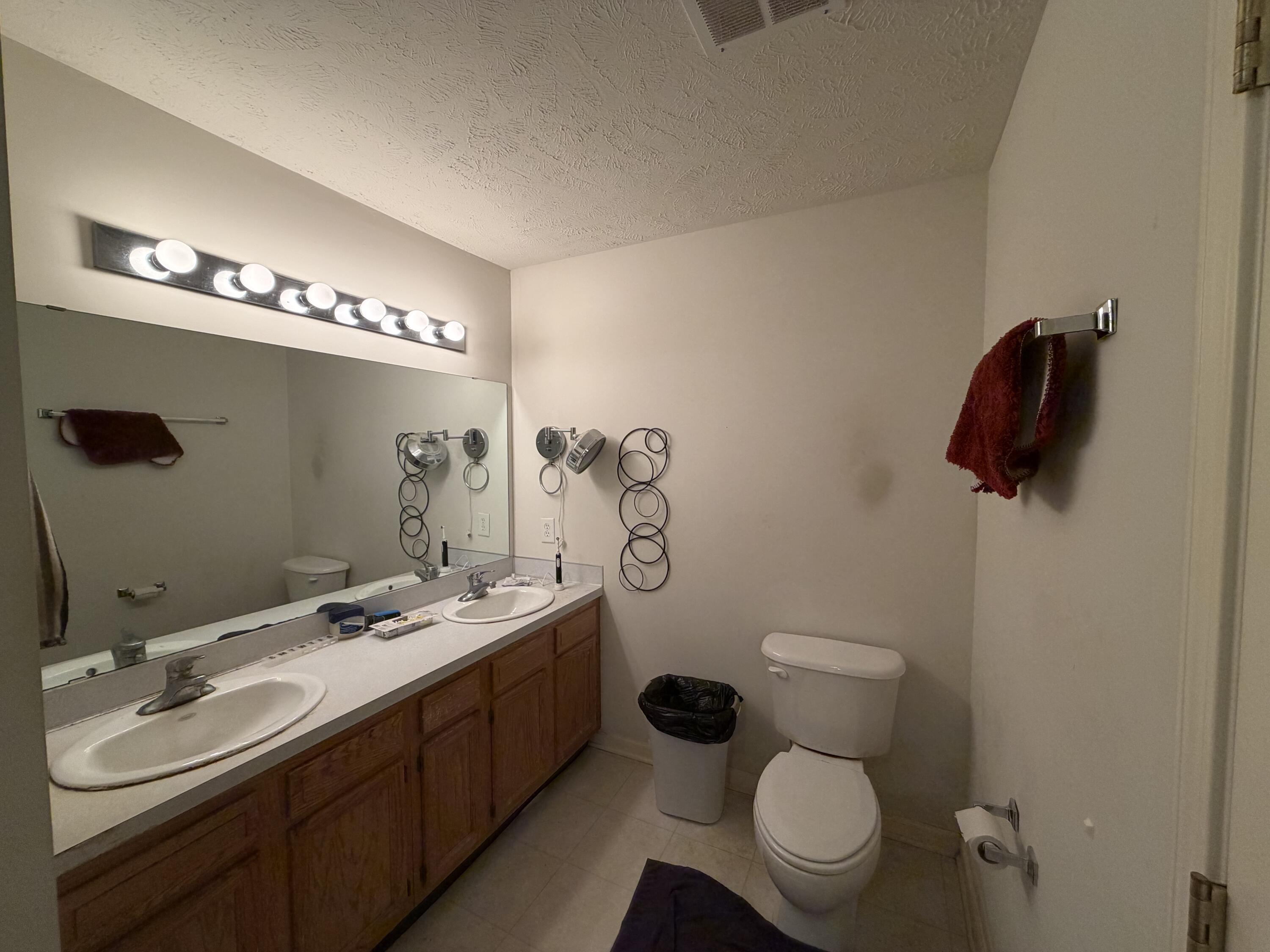 5835 Crosswinds Drive Norton Shores MI 49444