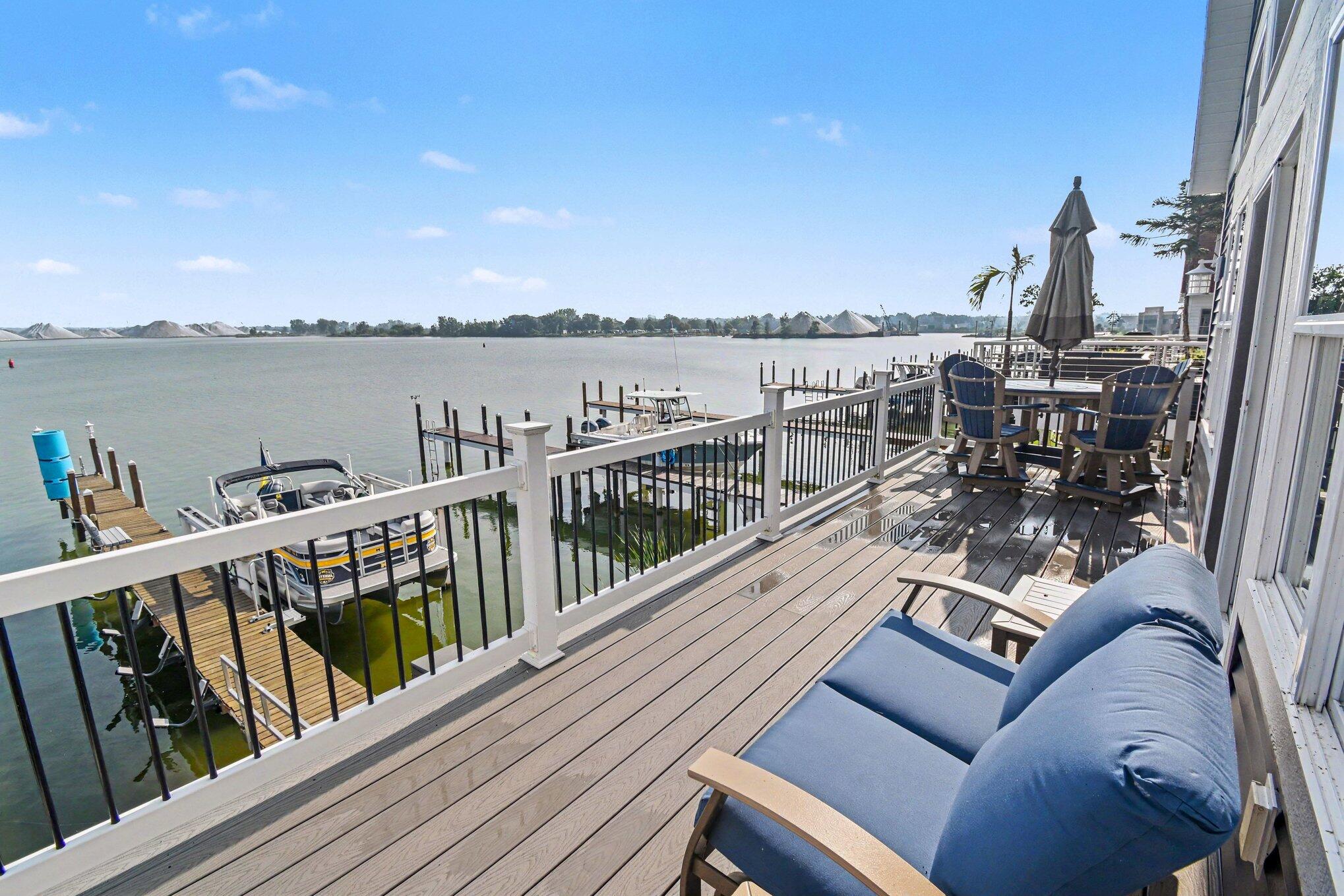 303 Terrace Point Circle Muskegon MI 49440