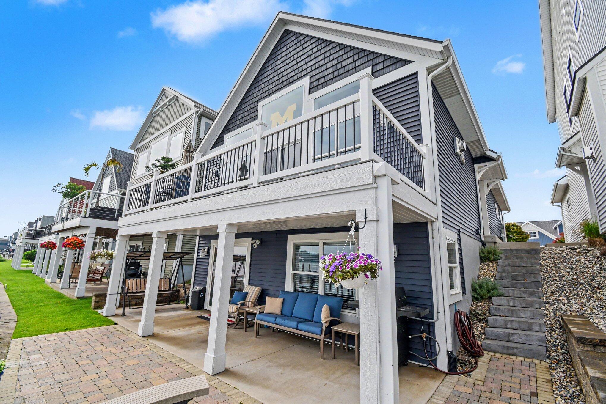 303 Terrace Point Circle Muskegon MI 49440
