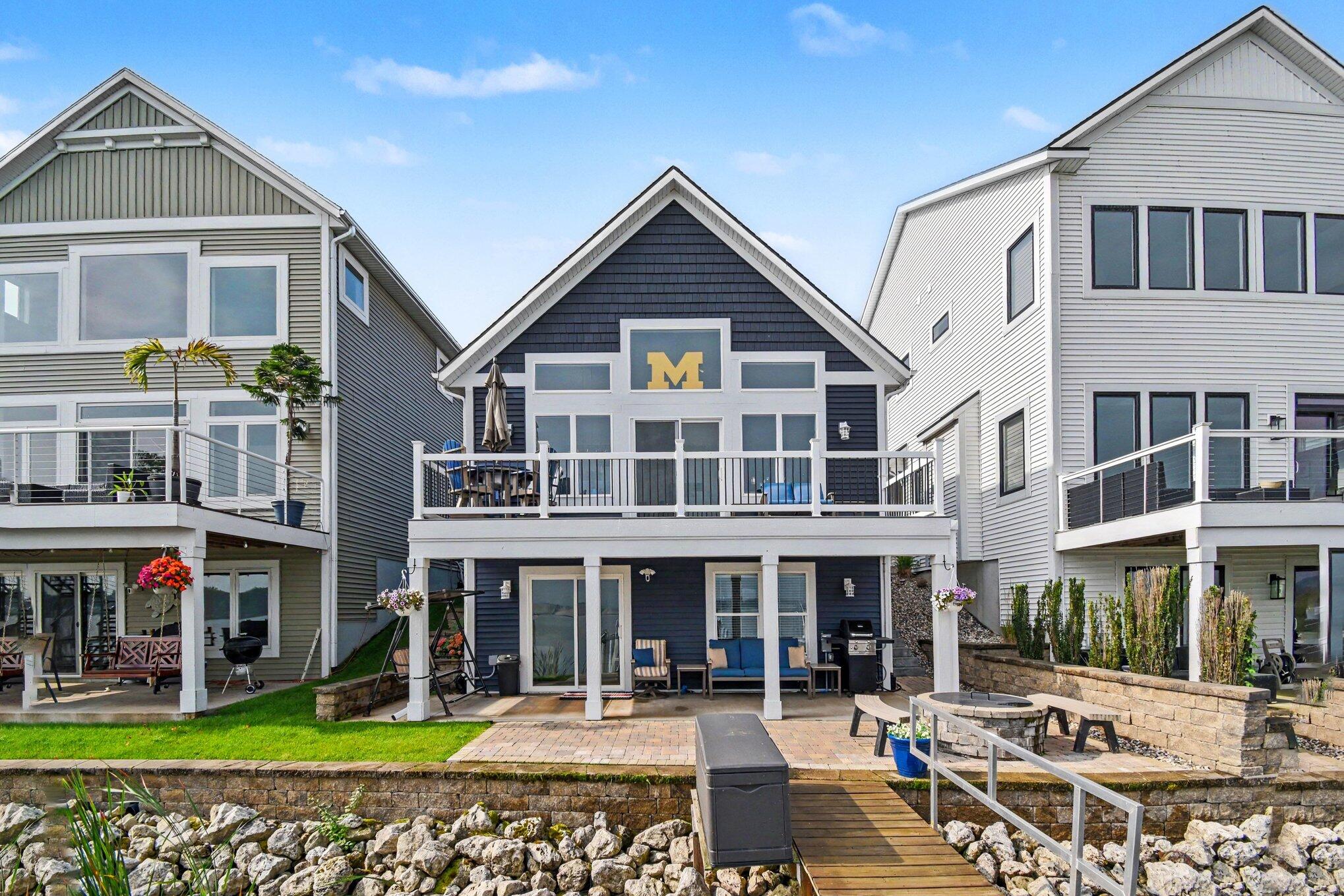 303 Terrace Point Circle Muskegon MI 49440