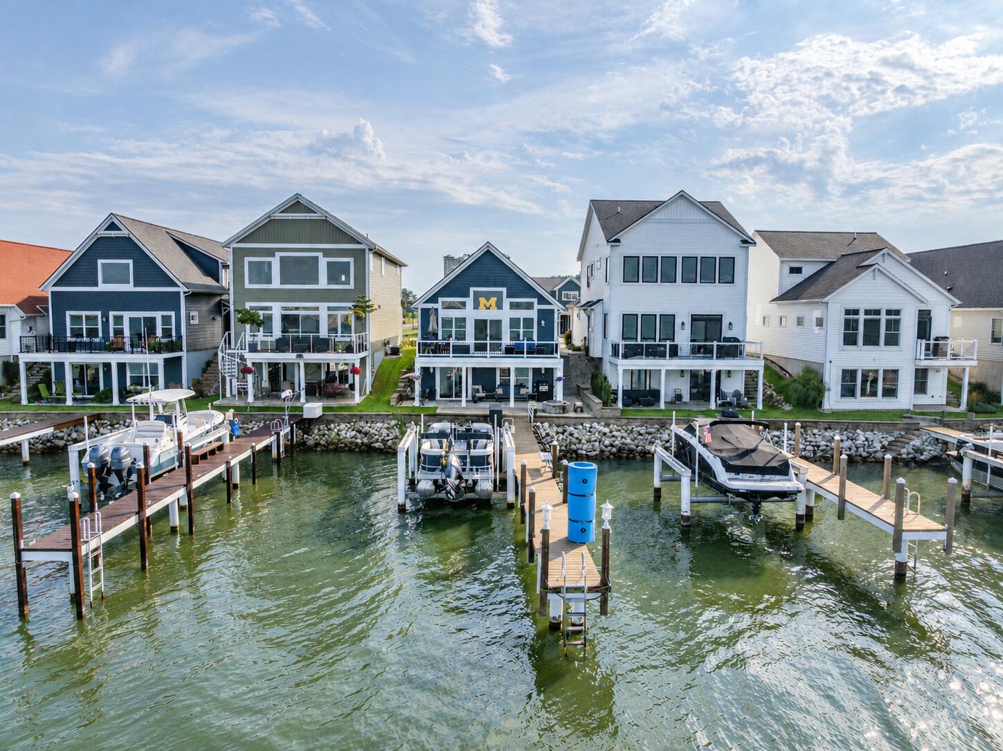 303 Terrace Point Circle Muskegon MI 49440