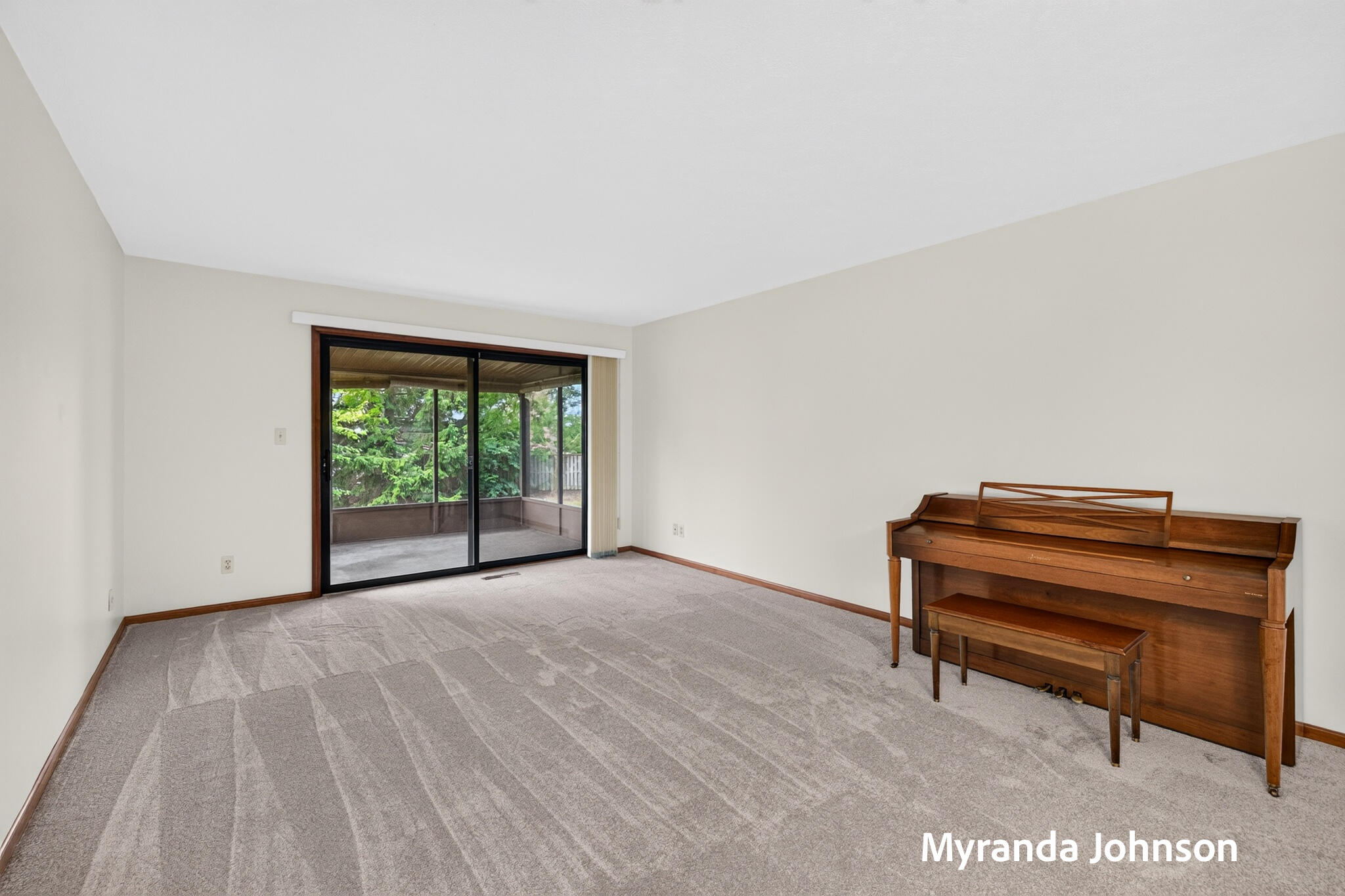 743 Bradford Place NE Grand Rapids MI 49525
