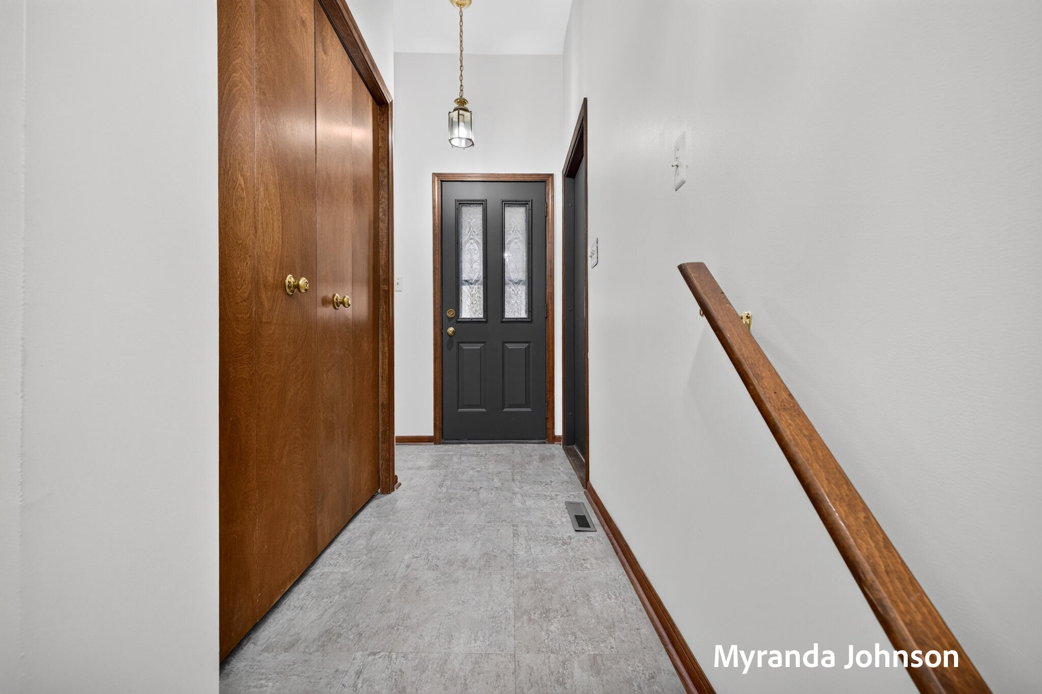 743 Bradford Place NE Grand Rapids MI 49525