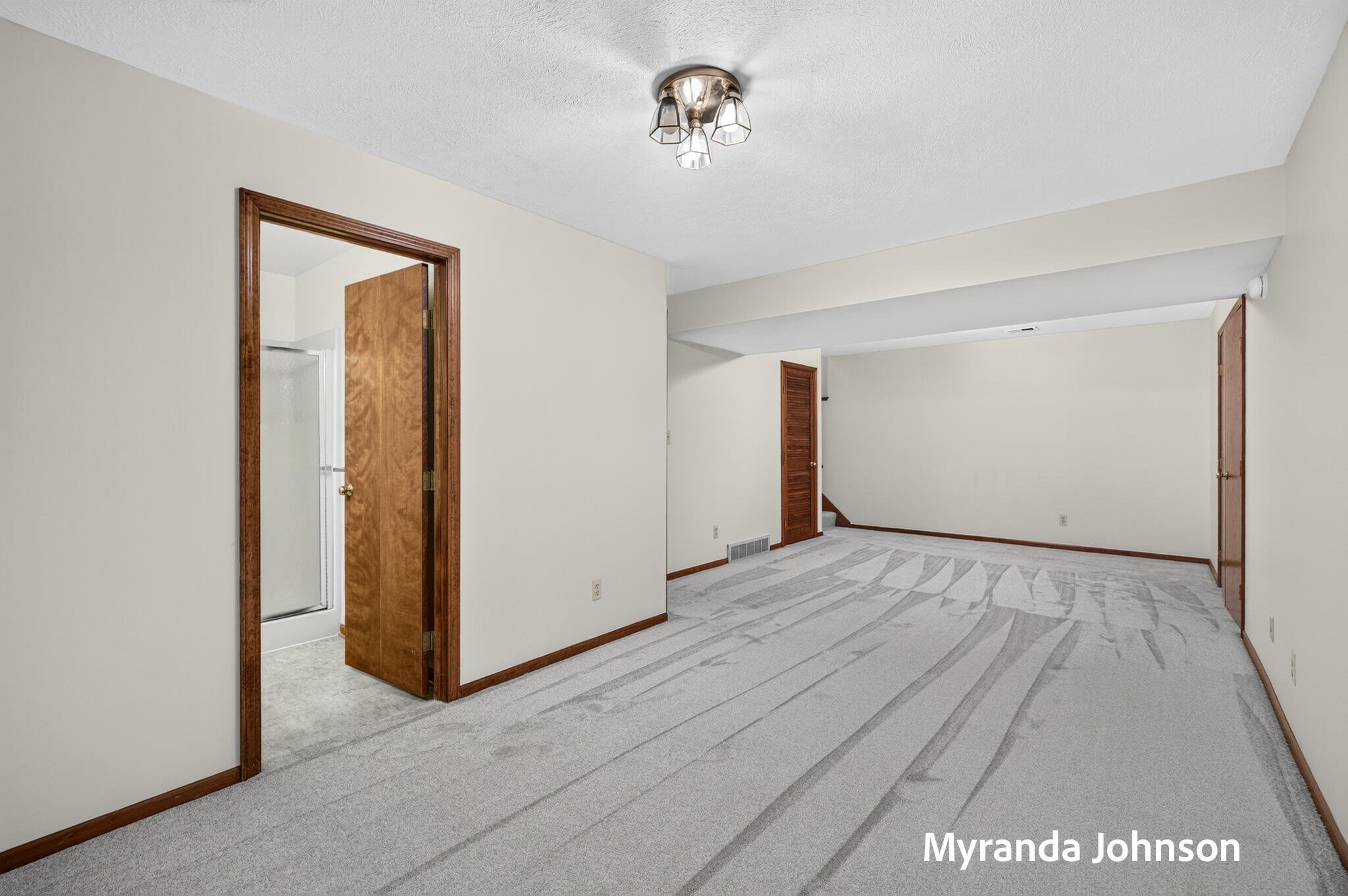 743 Bradford Place NE Grand Rapids MI 49525