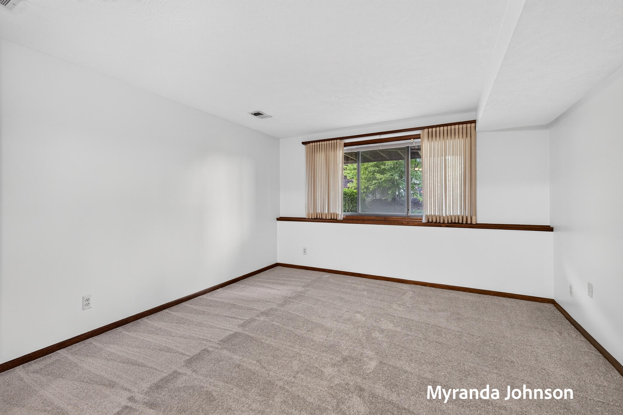 743 Bradford Place NE Grand Rapids MI 49525