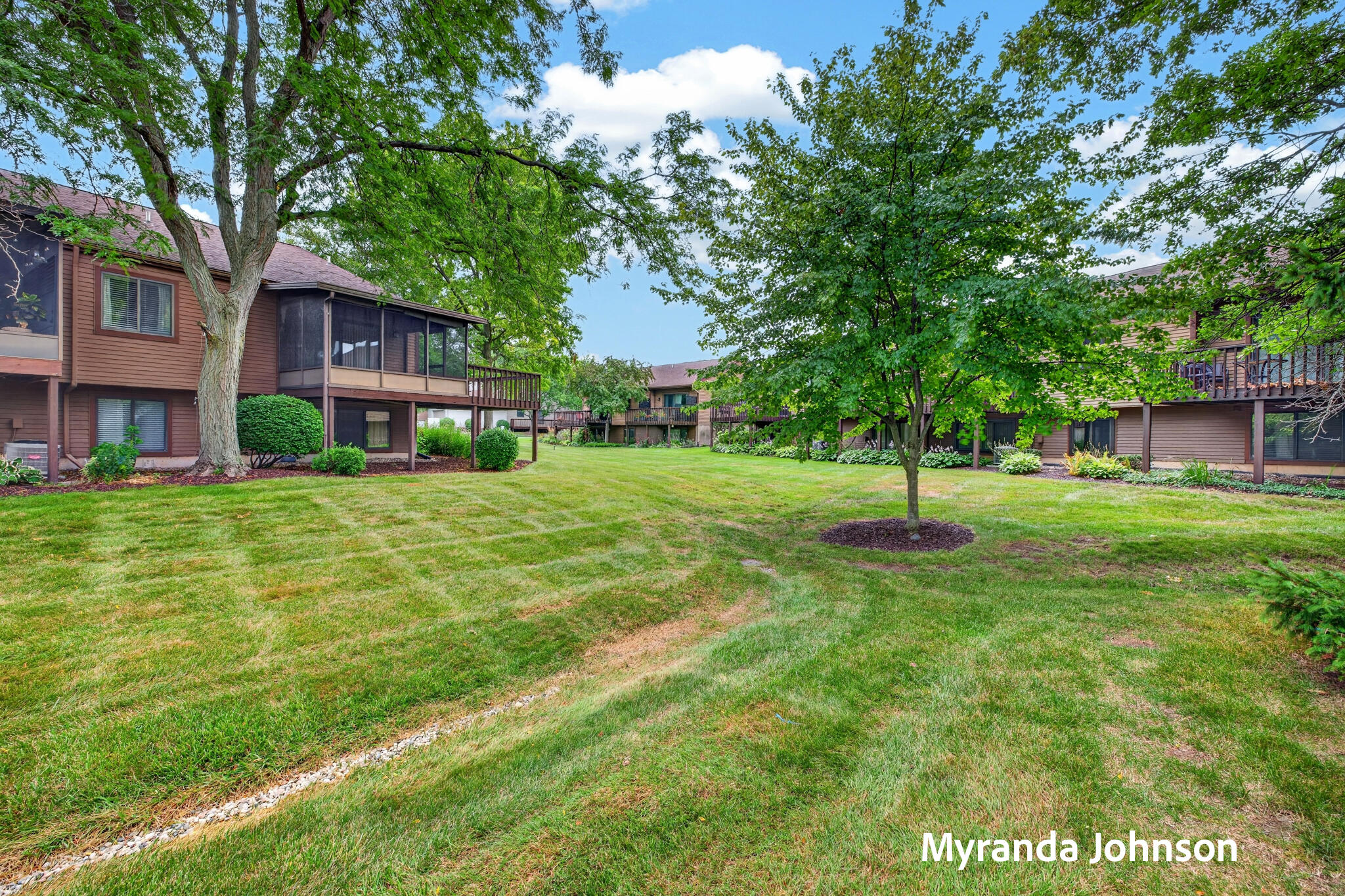 743 Bradford Place NE Grand Rapids MI 49525