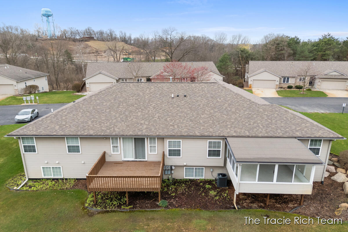 4889 Castle Hill Court NE Rockford MI 49341