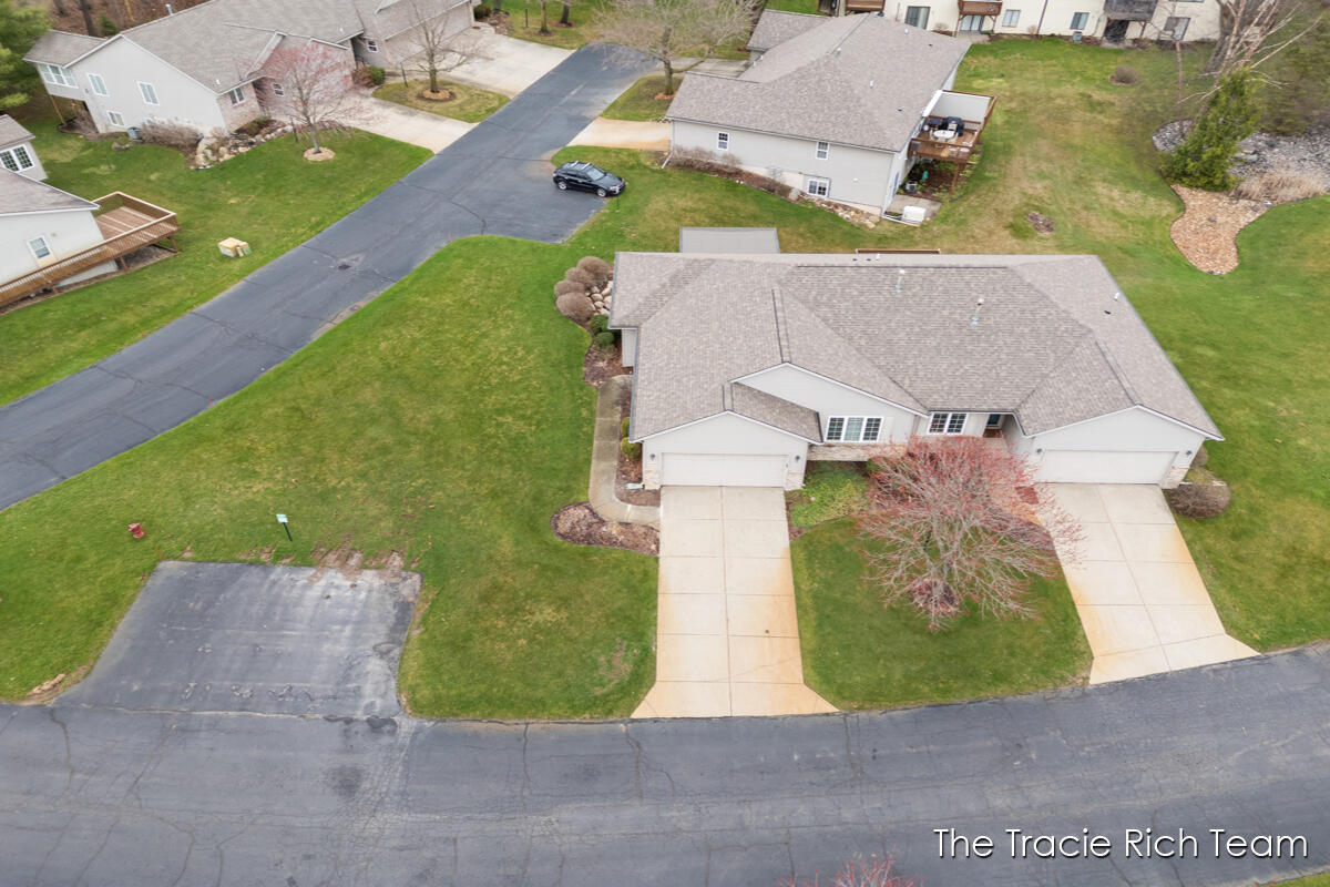 4889 Castle Hill Court NE Rockford MI 49341