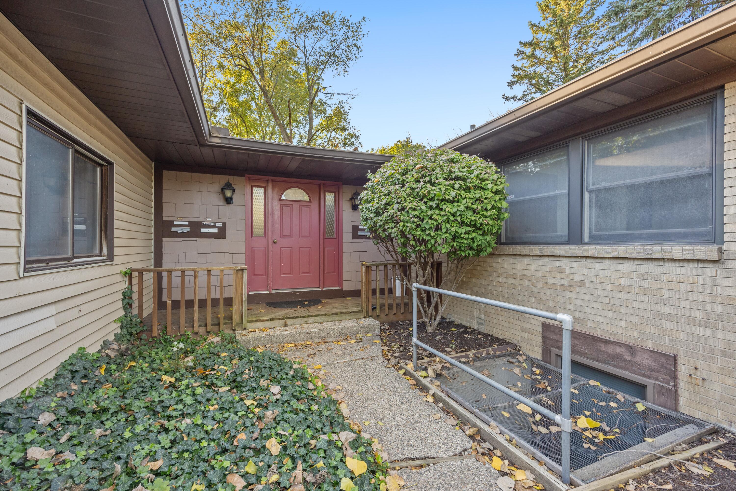 855 North Avenue NE Grand Rapids MI 49503
