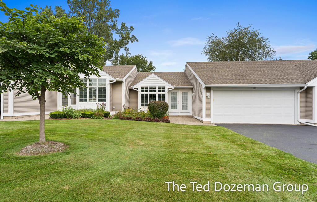 897 Clareridge Court Holland MI 49423