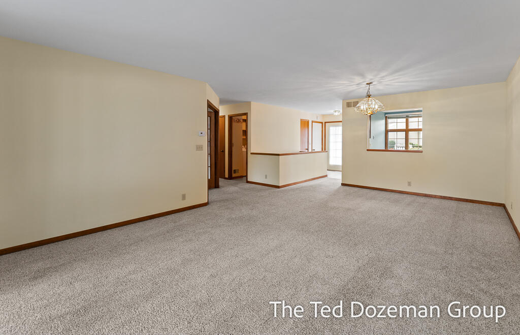 897 Clareridge Court Holland MI 49423