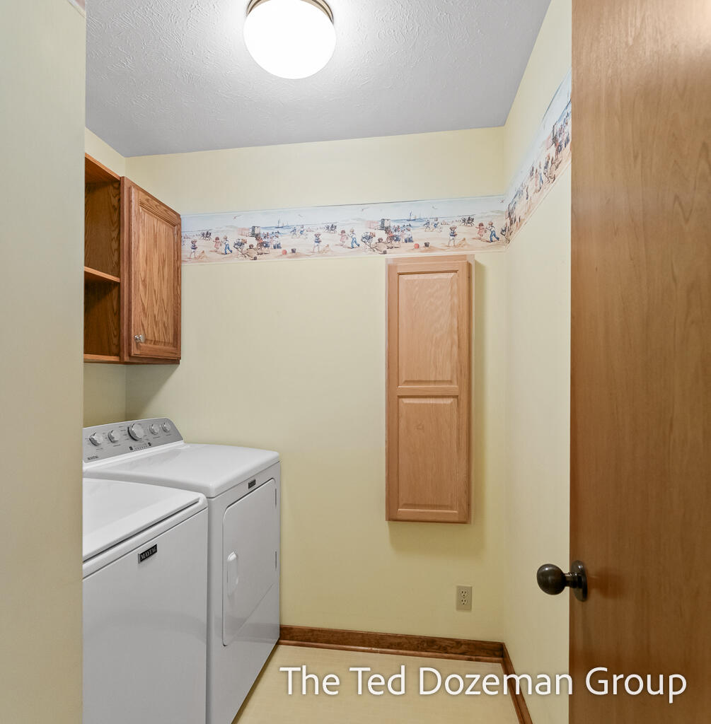 897 Clareridge Court Holland MI 49423
