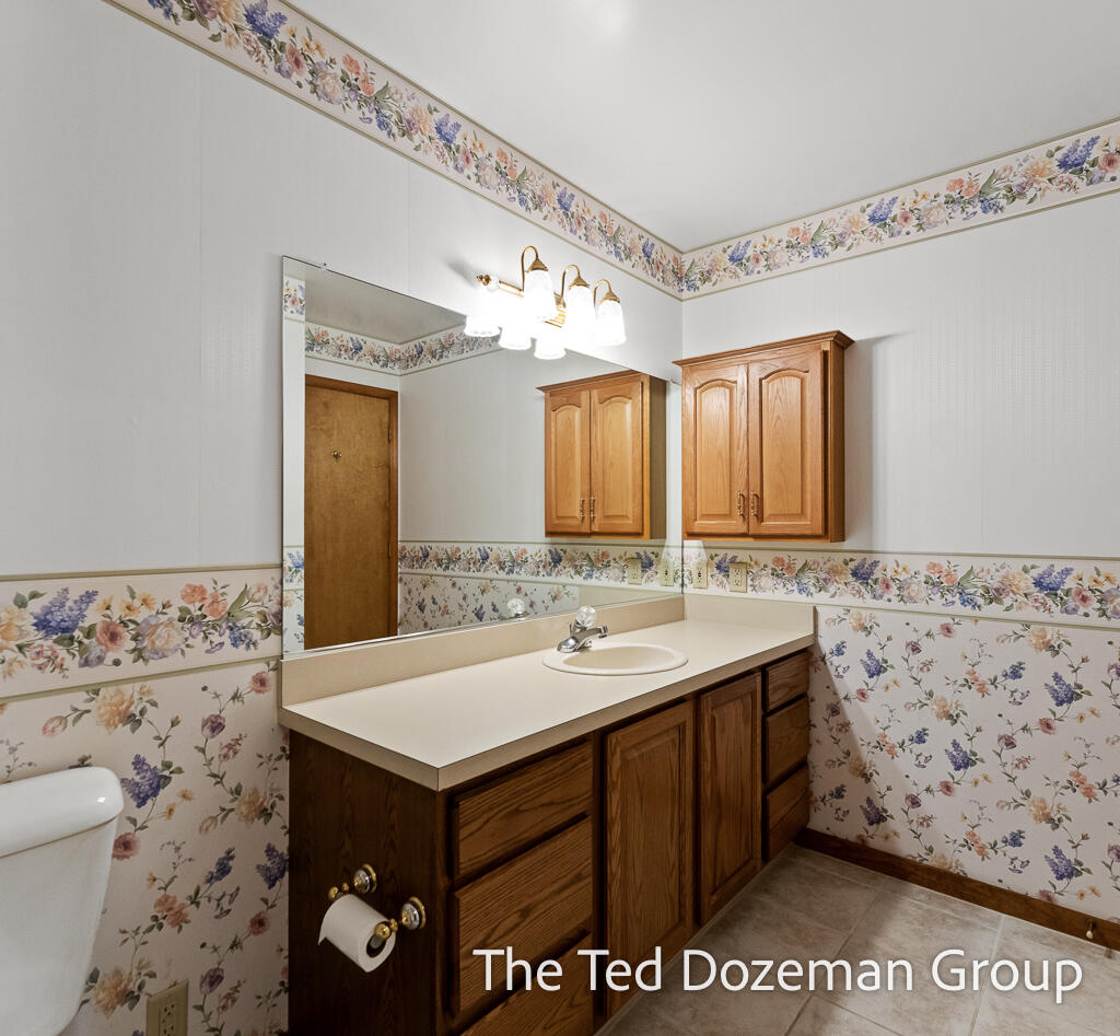 897 Clareridge Court Holland MI 49423