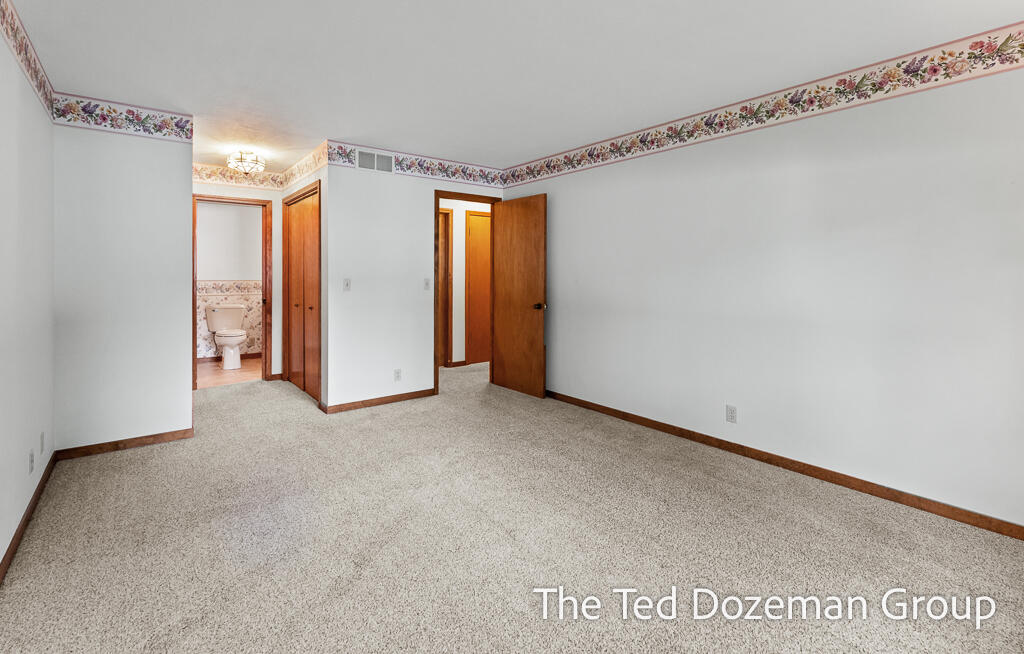 897 Clareridge Court Holland MI 49423