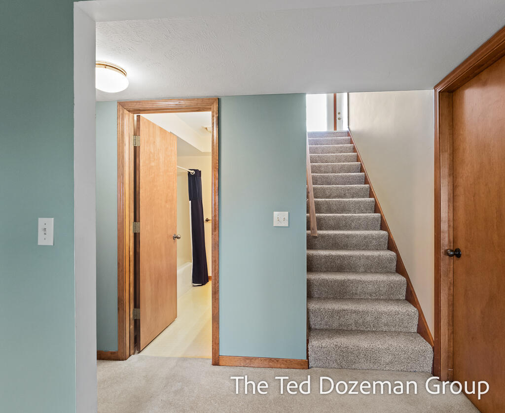897 Clareridge Court Holland MI 49423