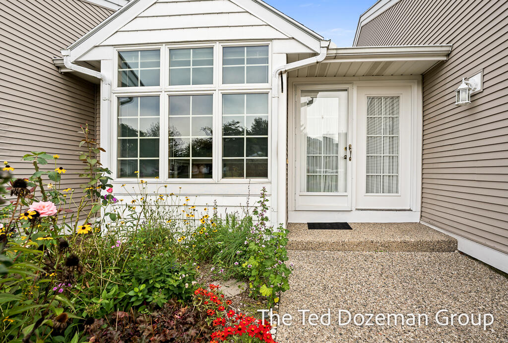 897 Clareridge Court Holland MI 49423