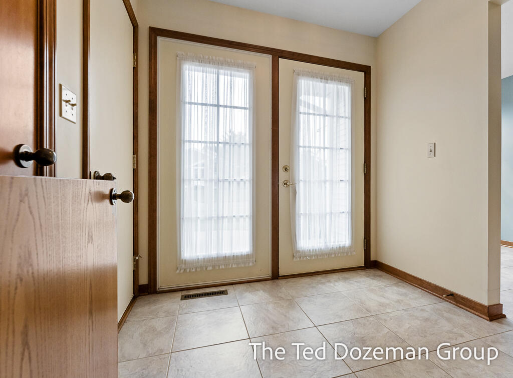 897 Clareridge Court Holland MI 49423