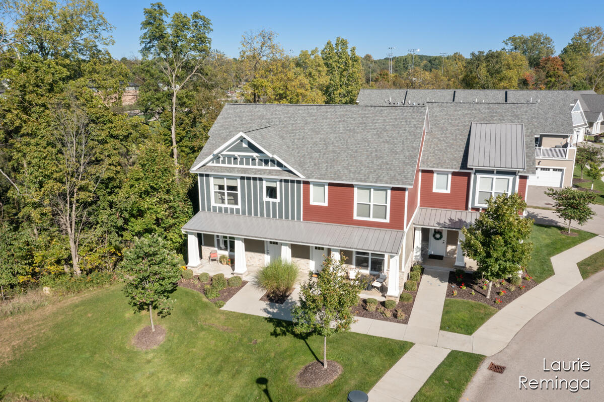 151 Tamarack Lane NE Rockford MI 49341