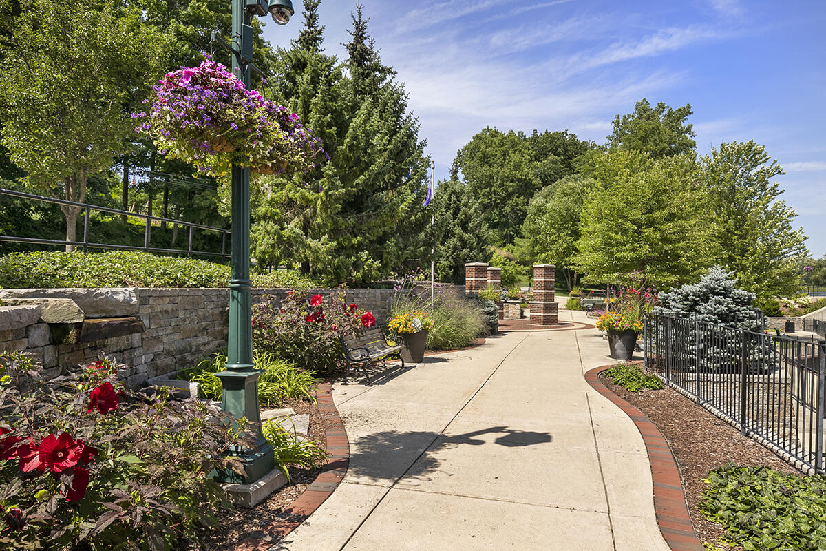 151 Tamarack Lane NE Rockford MI 49341