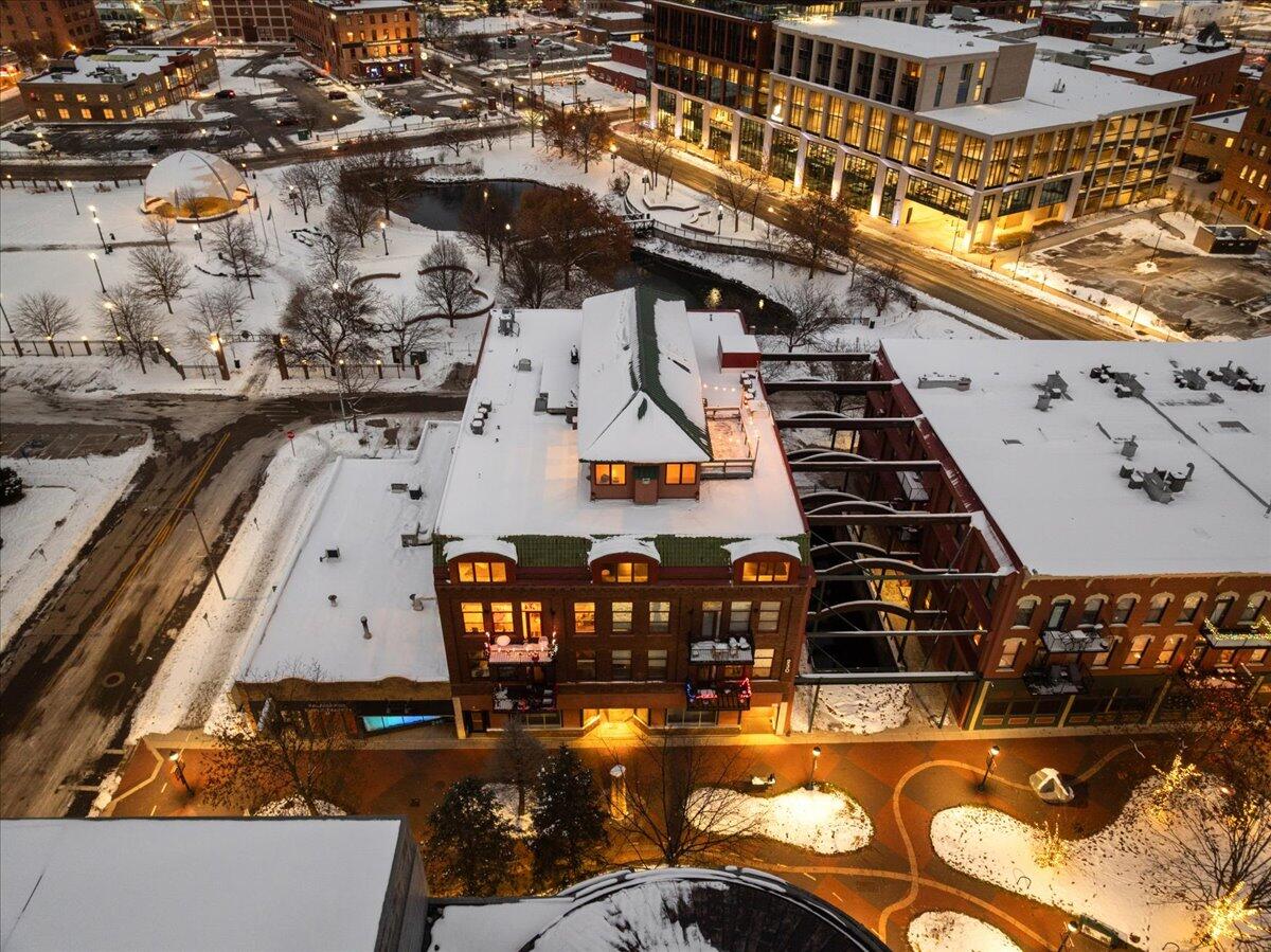 Kalamazoo MI, 230 N Kalamazoo Mall, Unit 401