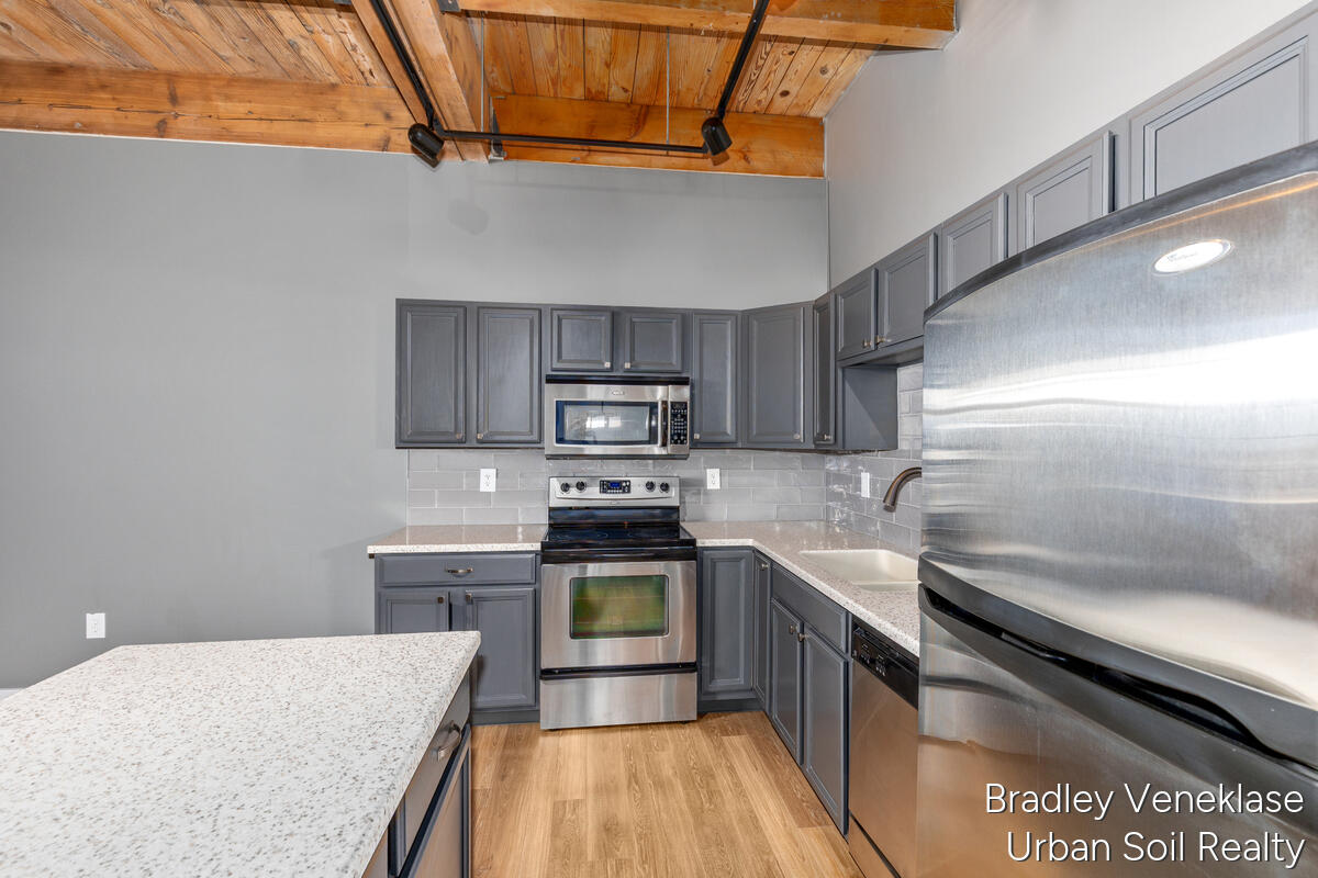 940 Monroe Avenue NW Grand Rapids MI 49503