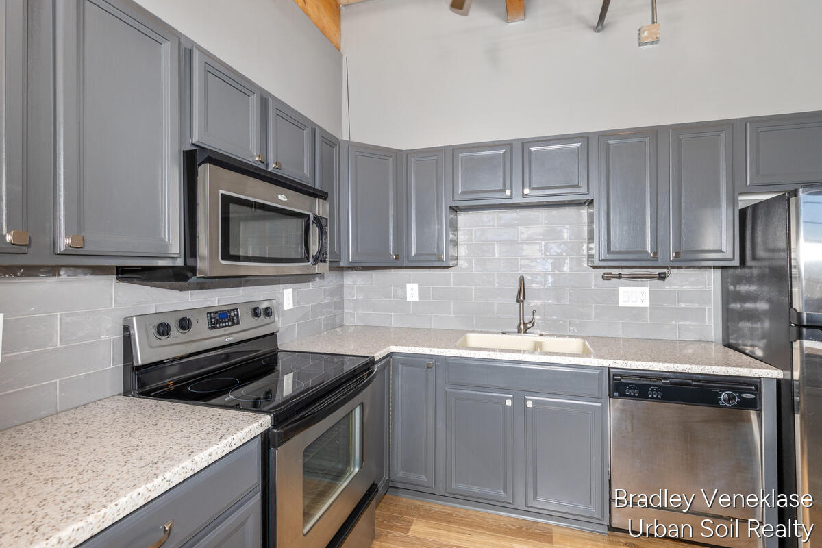 940 Monroe Avenue NW Grand Rapids MI 49503