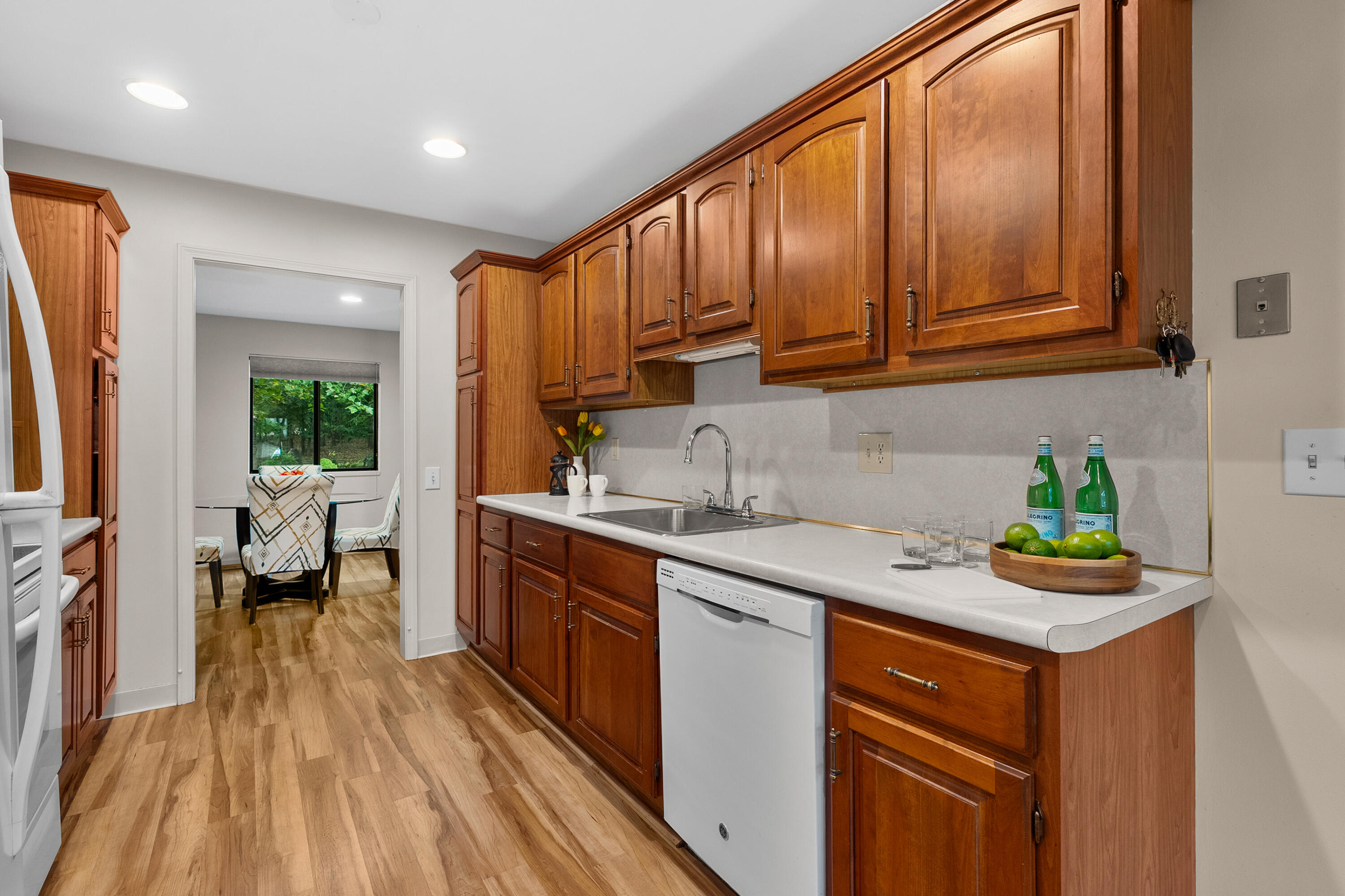 3747 Cedaridge Road Kalamazoo MI 49008
