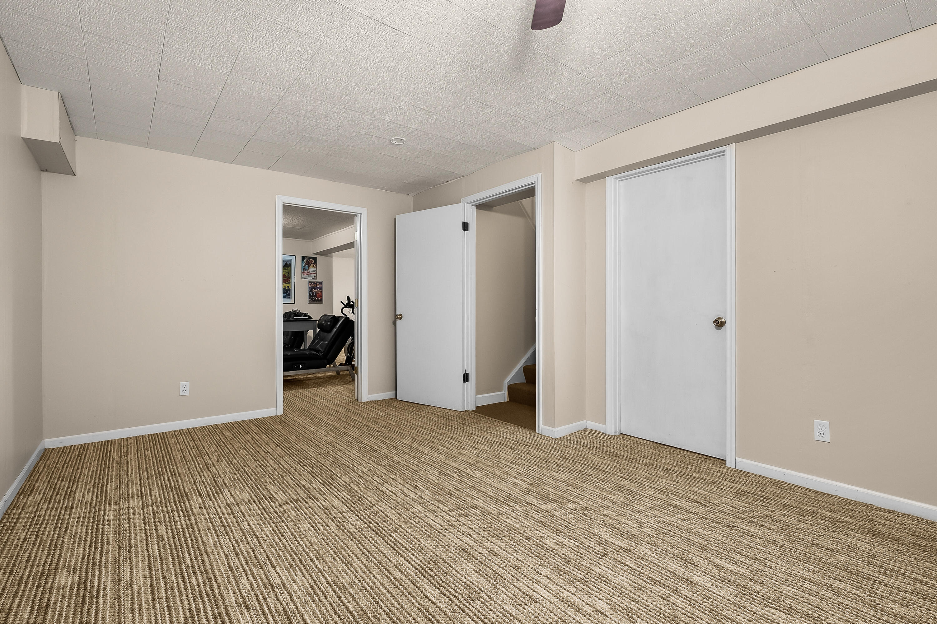 3747 Cedaridge Road Kalamazoo MI 49008