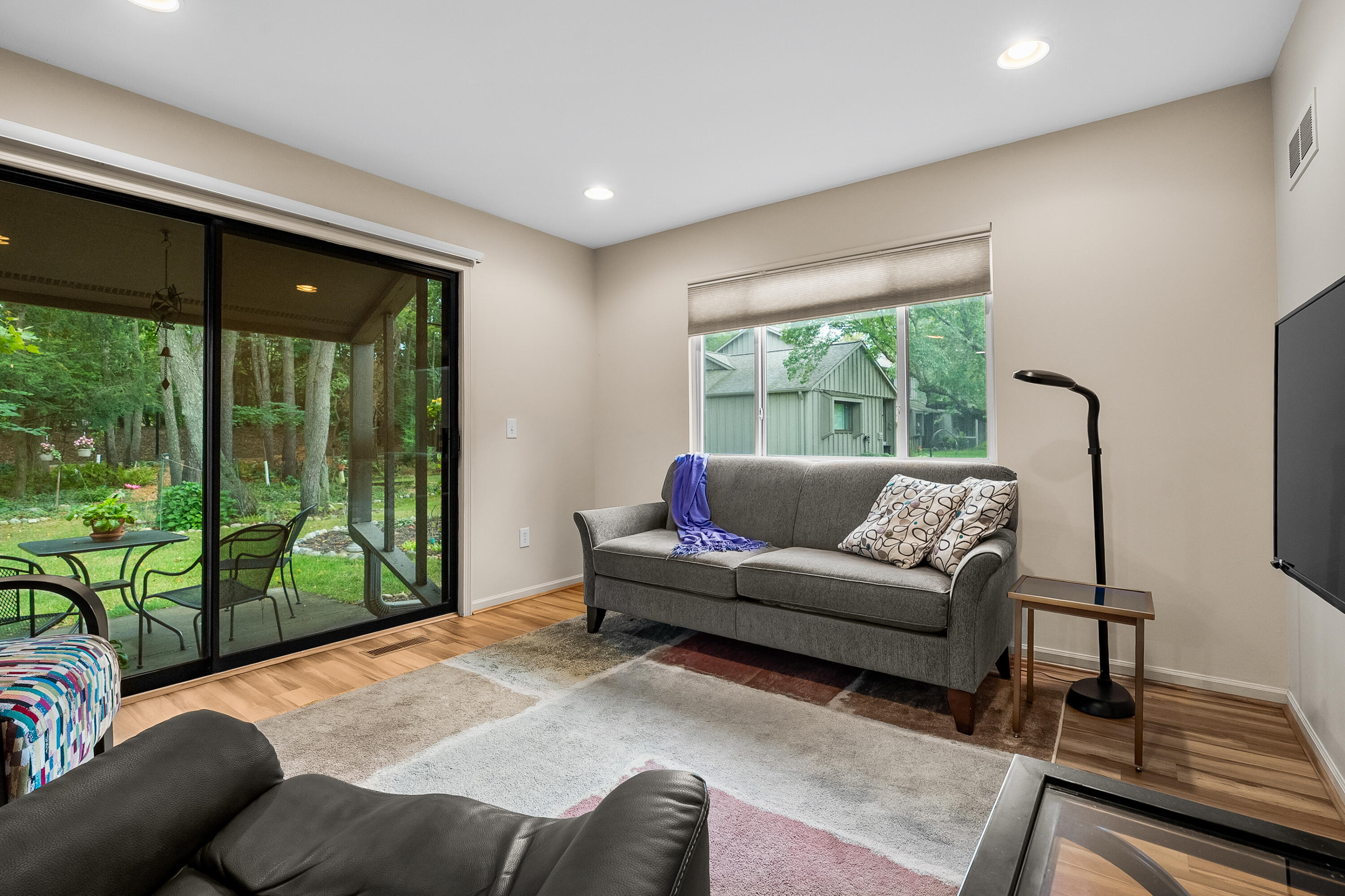 3747 Cedaridge Road Kalamazoo MI 49008