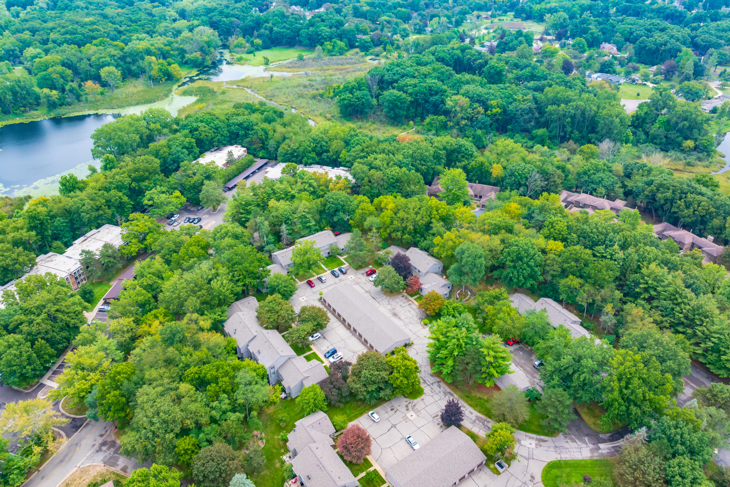 3747 Cedaridge Road Kalamazoo MI 49008