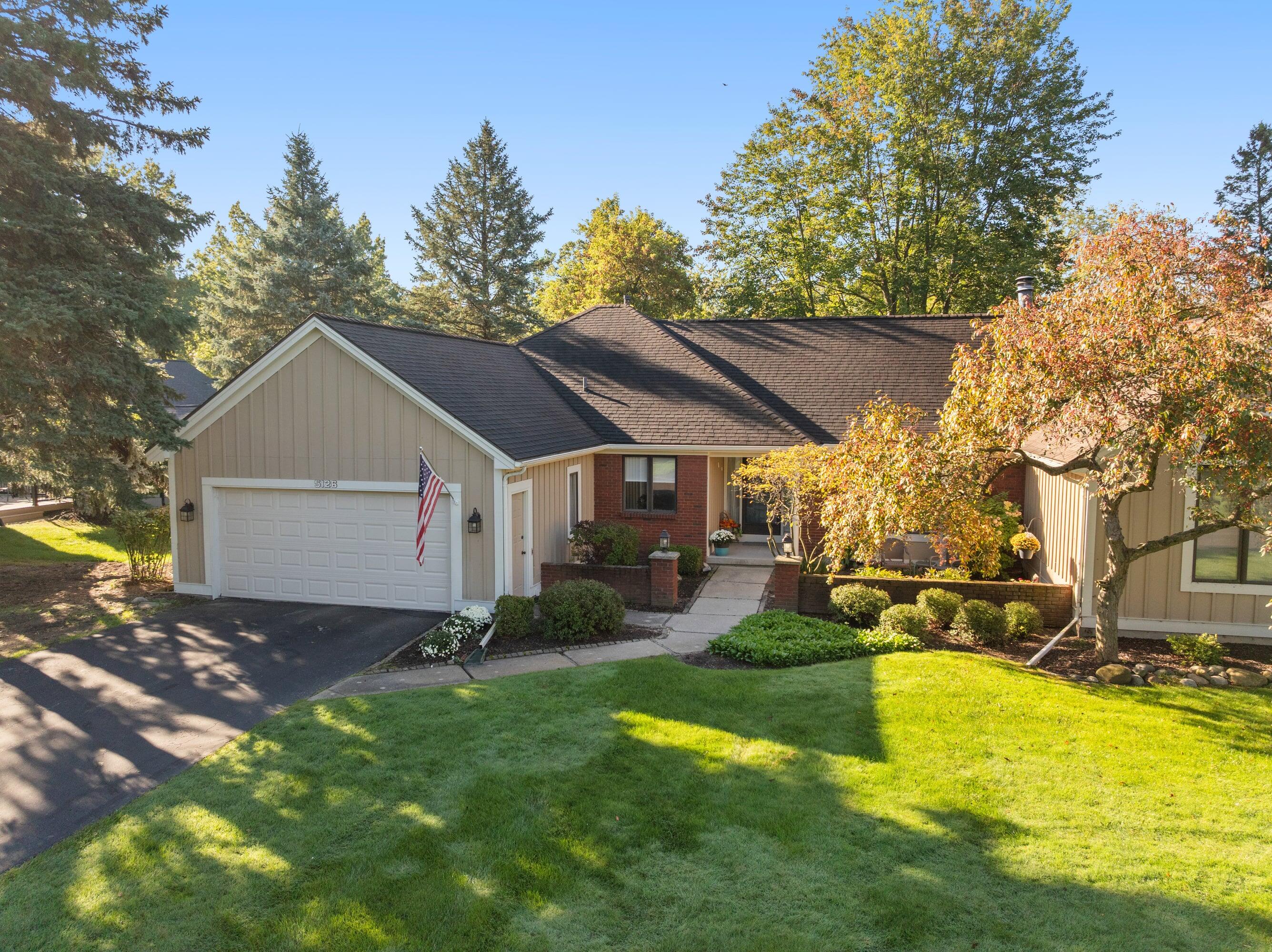 5126 S Quail Crest Drive SE Grand Rapids MI 49546
