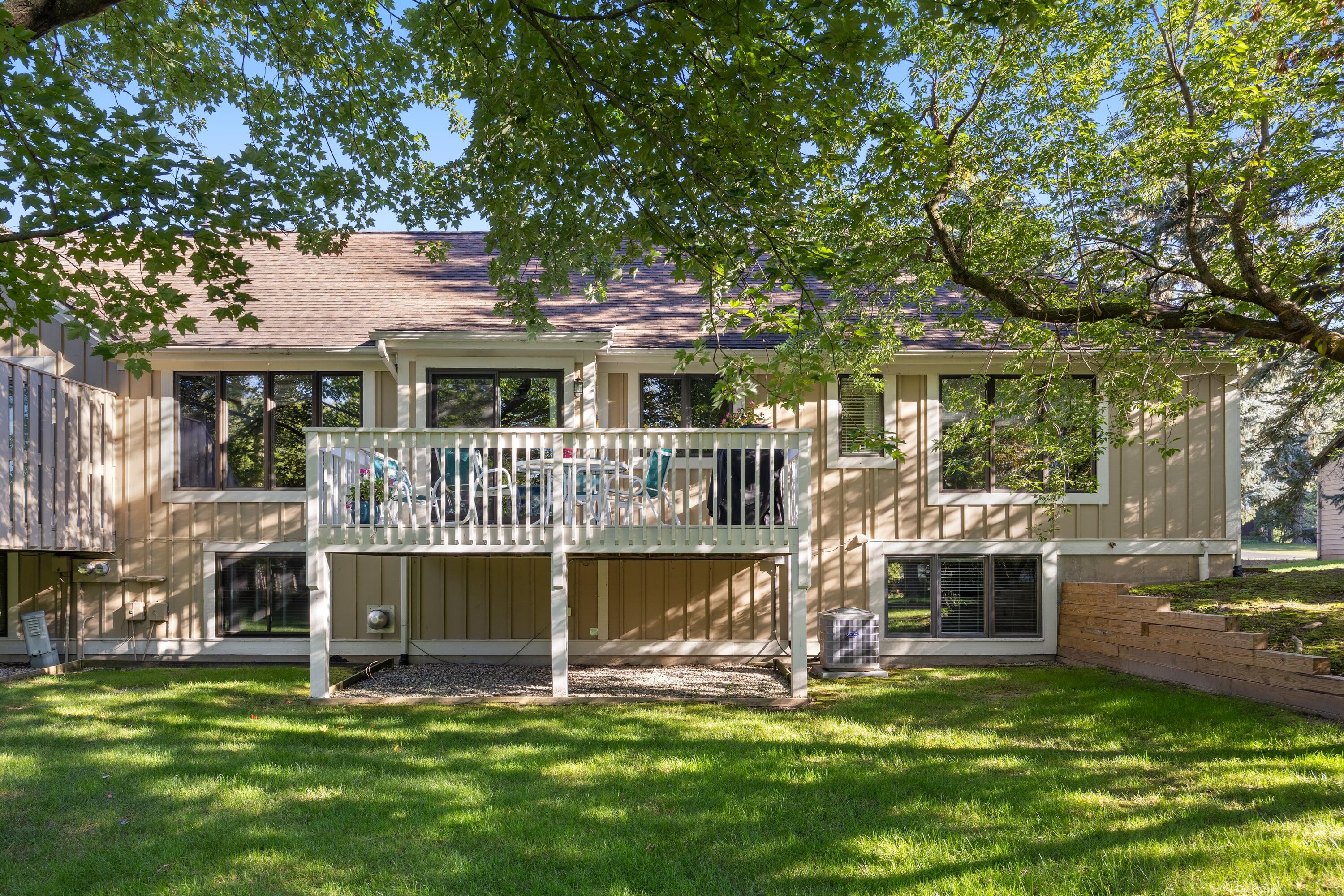 5126 S Quail Crest Drive SE Grand Rapids MI 49546
