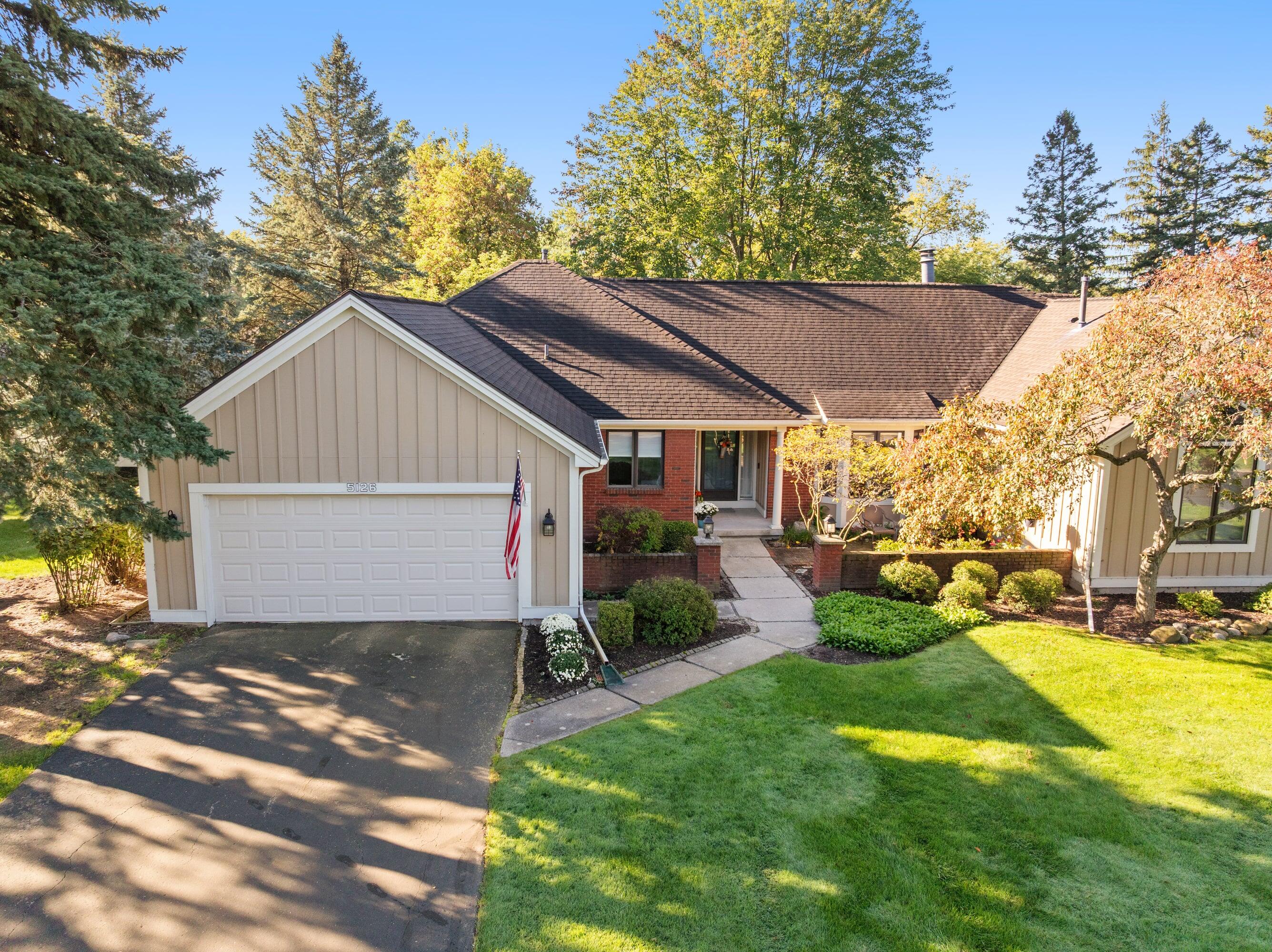 5126 S Quail Crest Drive SE Grand Rapids MI 49546