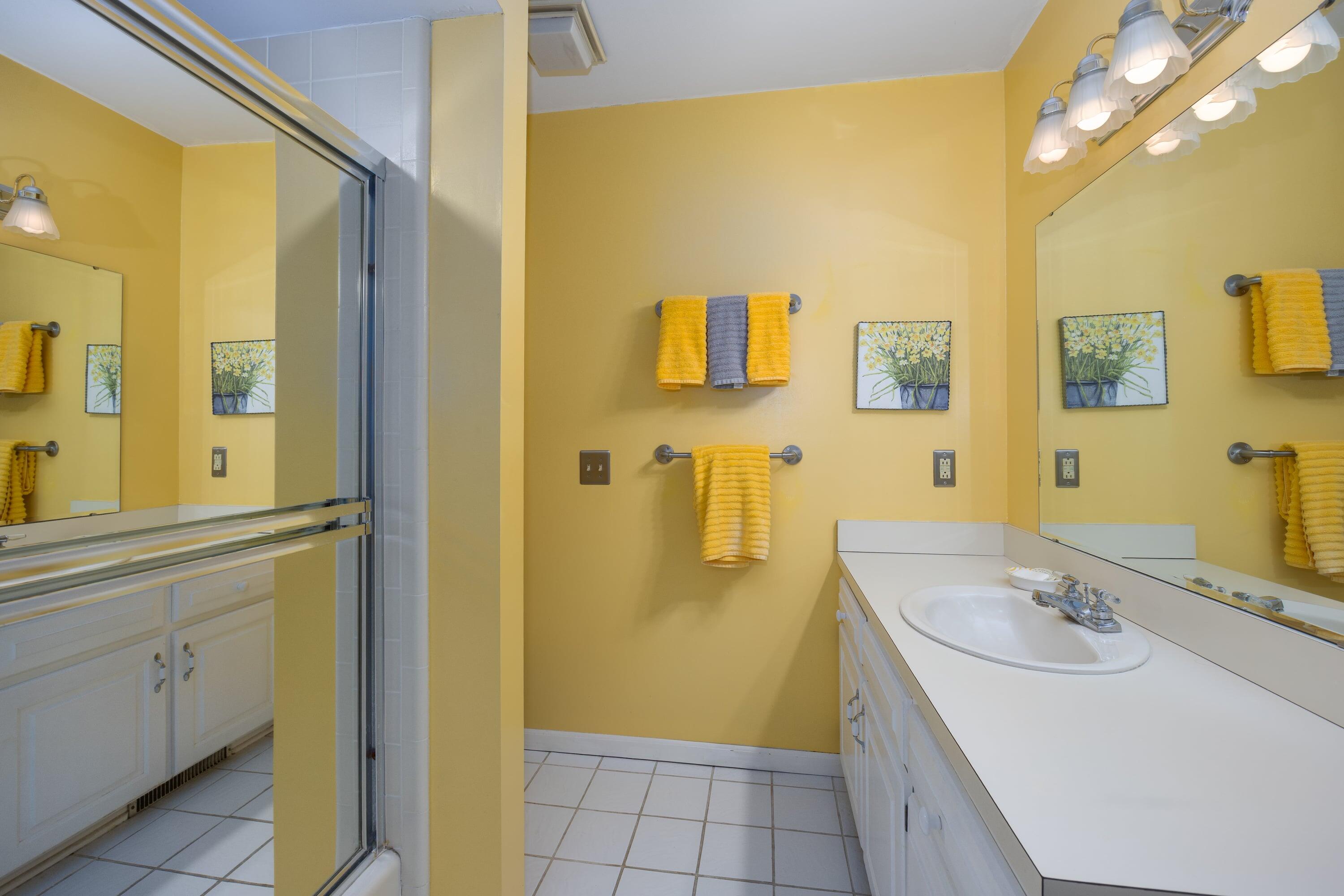 5126 S Quail Crest Drive SE Grand Rapids MI 49546