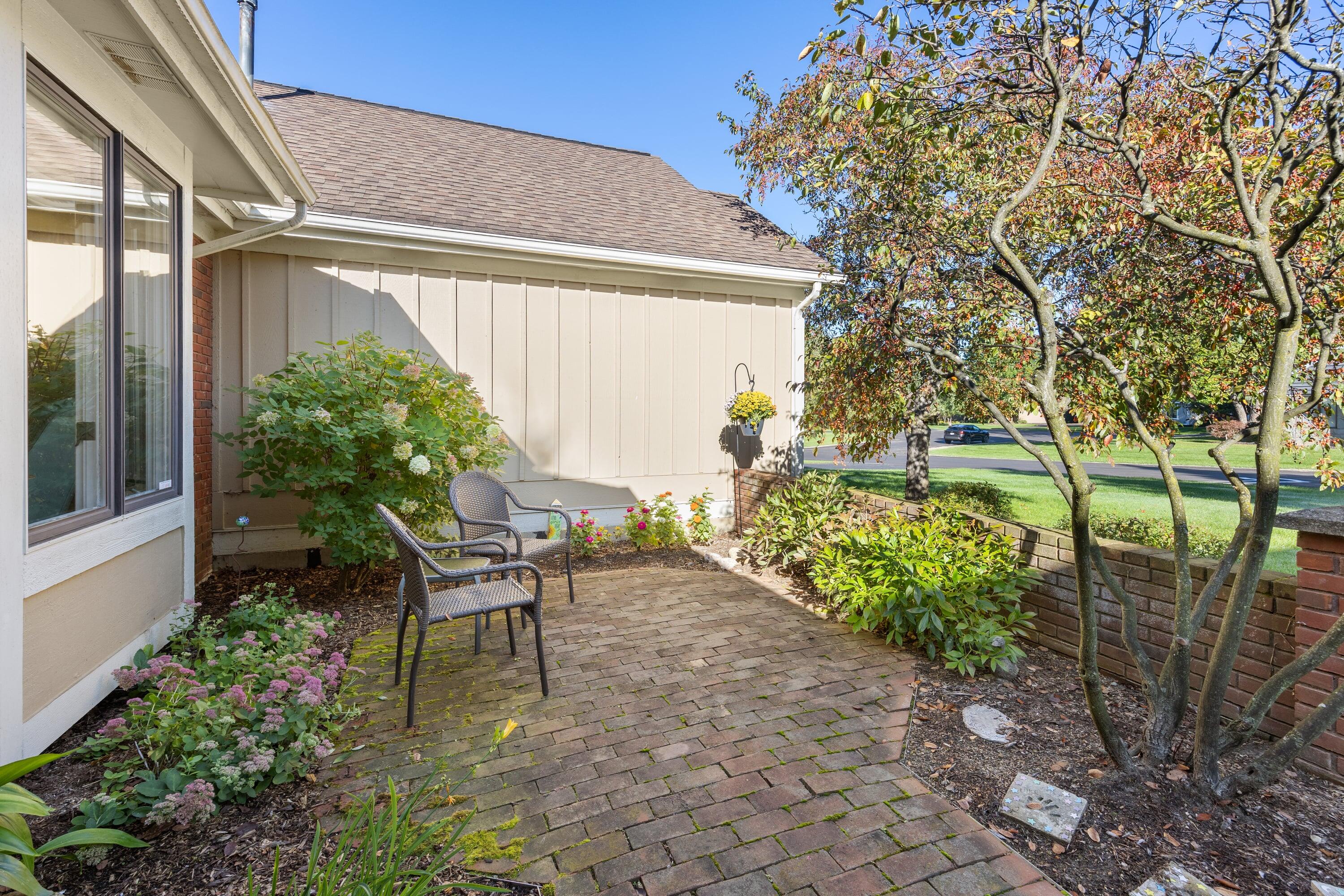 5126 S Quail Crest Drive SE Grand Rapids MI 49546