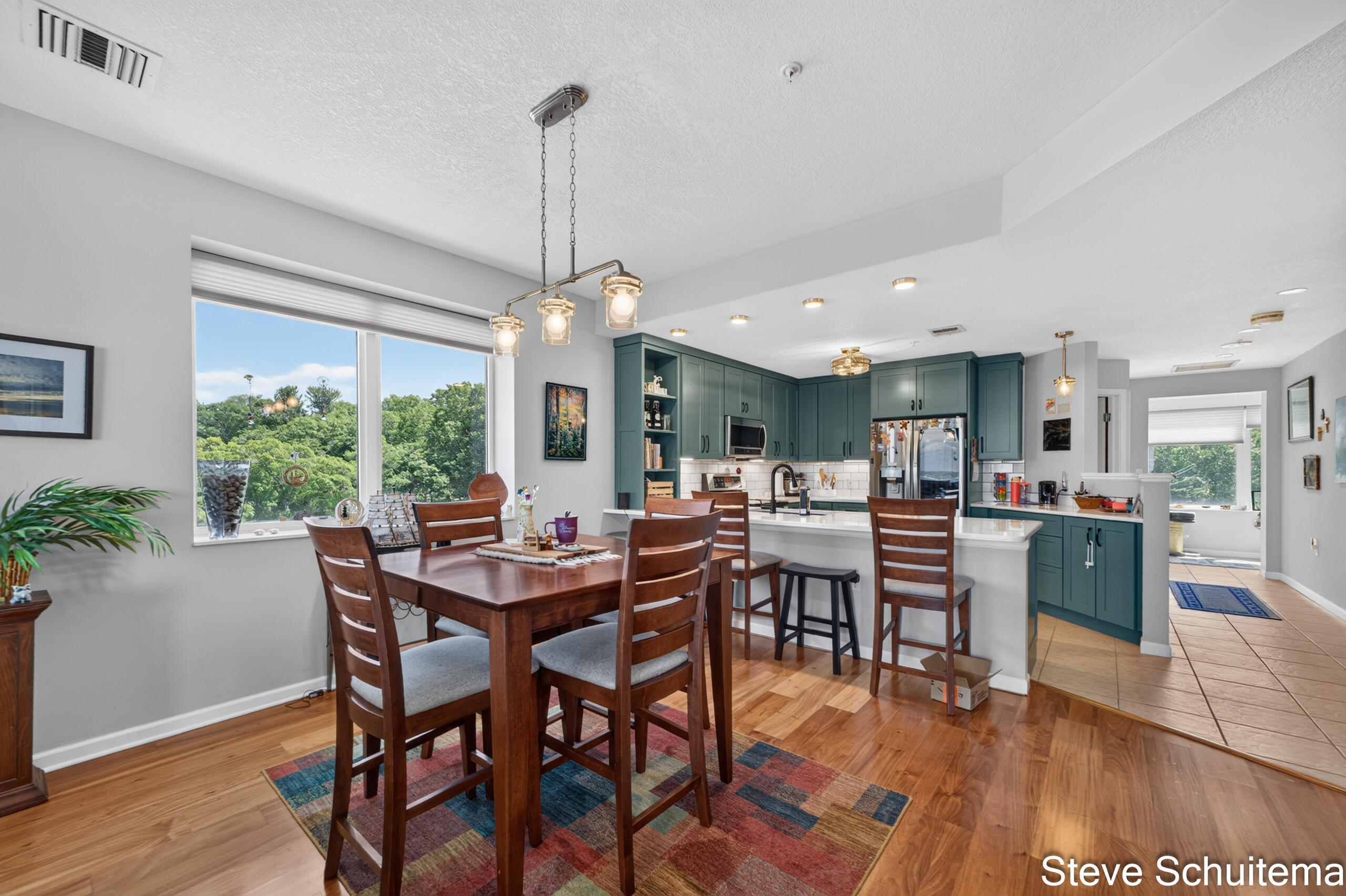 2964 Lakeshore Drive Muskegon MI 49441