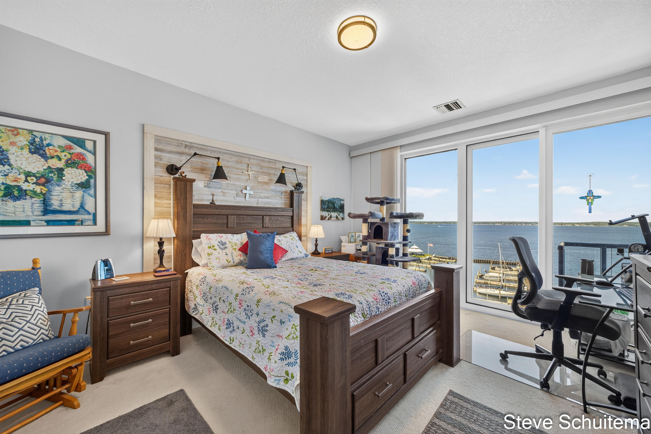 2964 Lakeshore Drive Muskegon MI 49441
