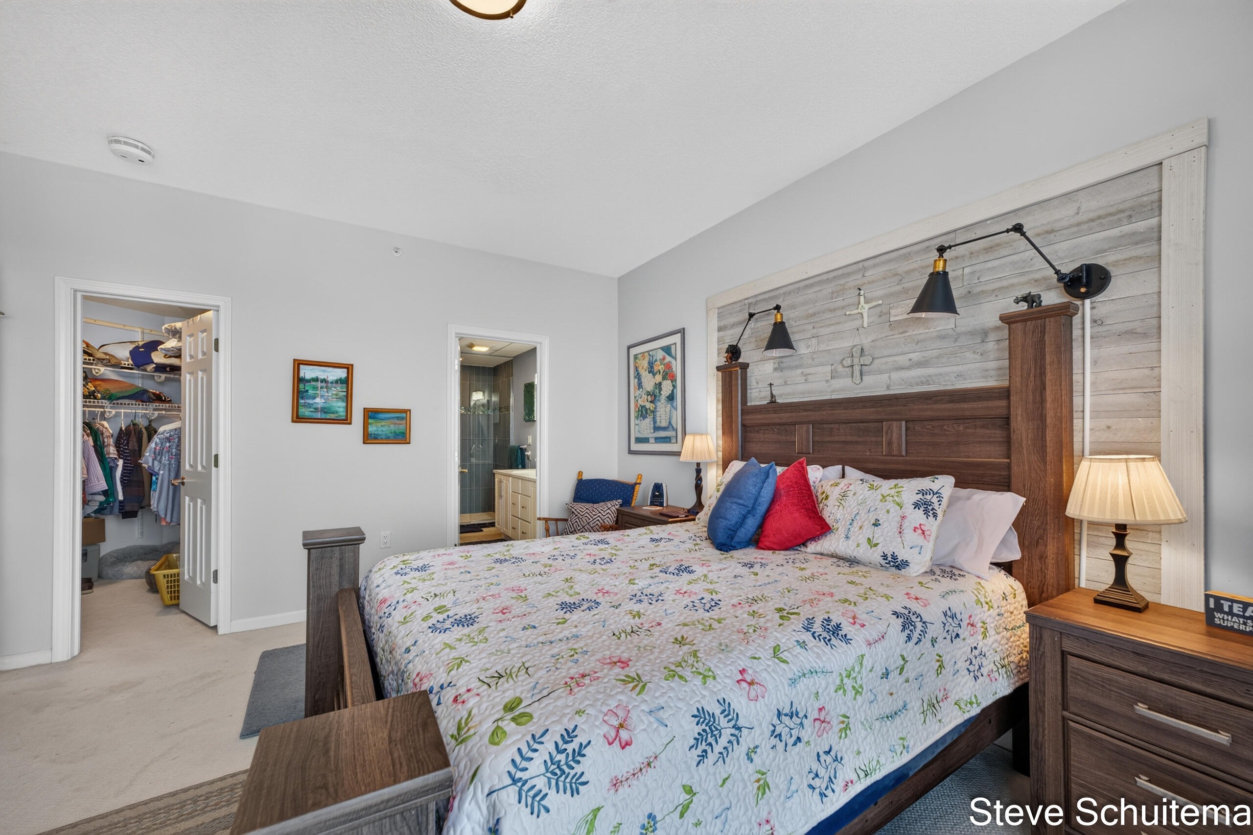 2964 Lakeshore Drive Muskegon MI 49441