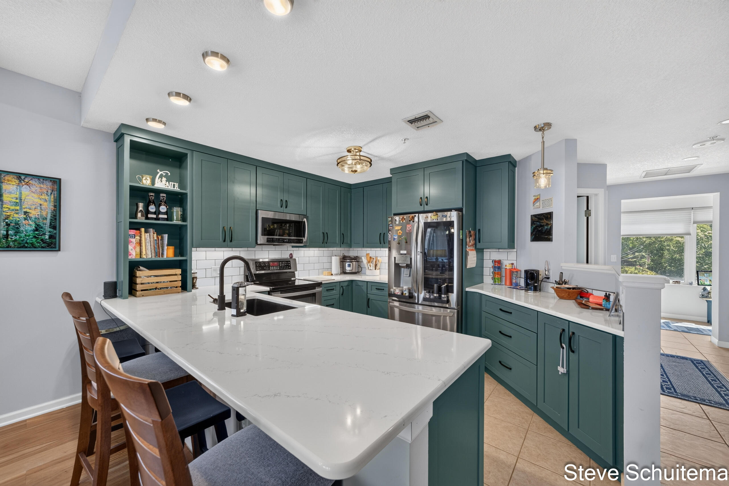 2964 Lakeshore Drive Muskegon MI 49441