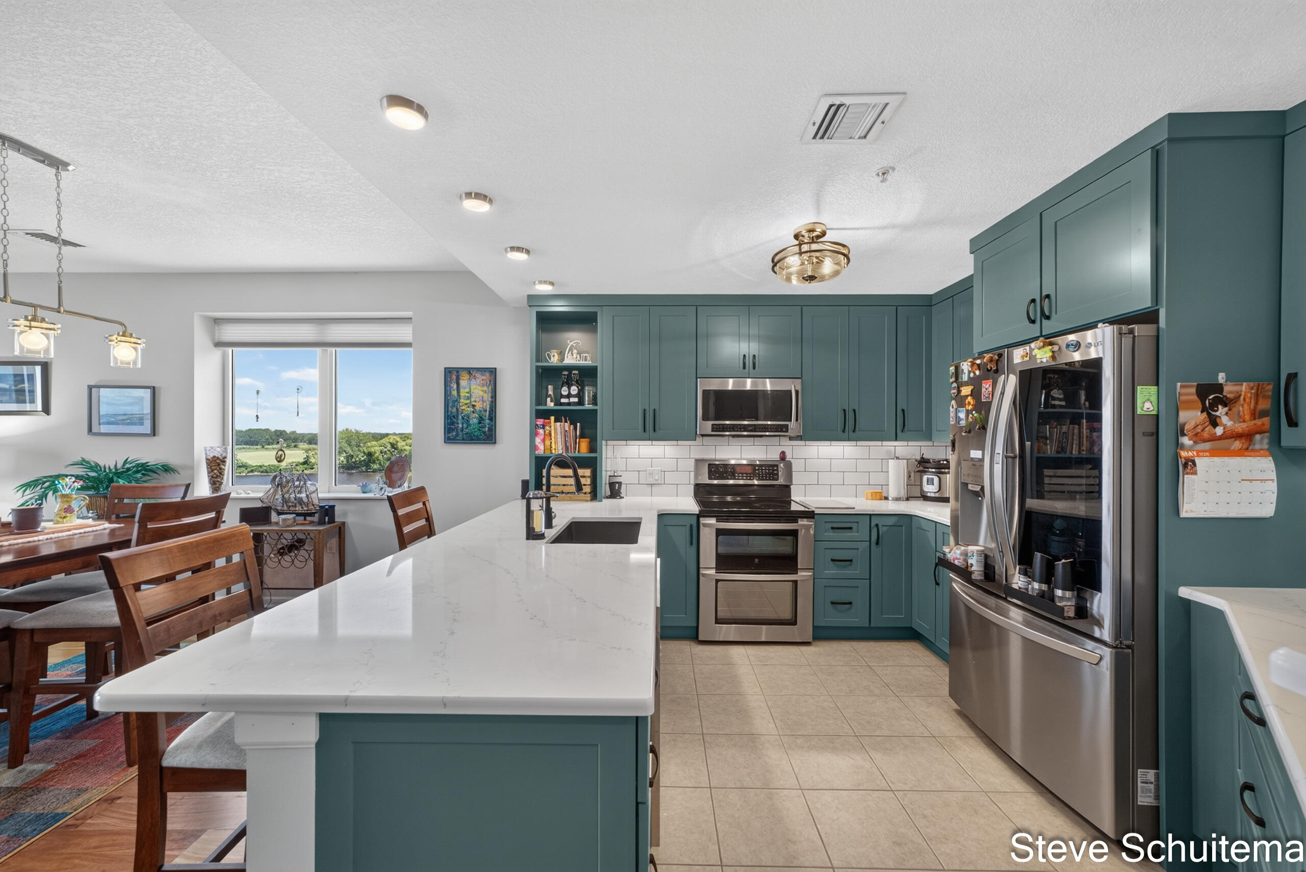 2964 Lakeshore Drive Muskegon MI 49441