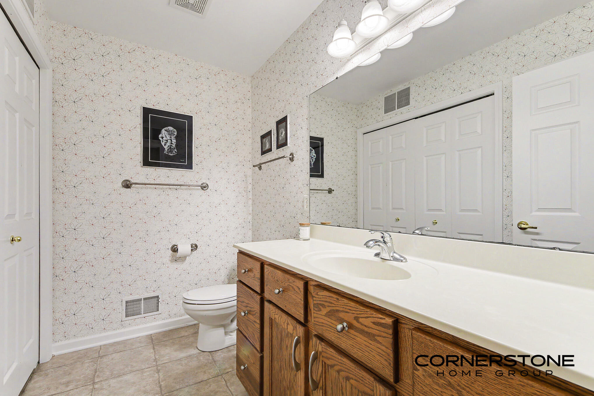 1773 Turnstone Lane NE Grand Rapids MI 49505