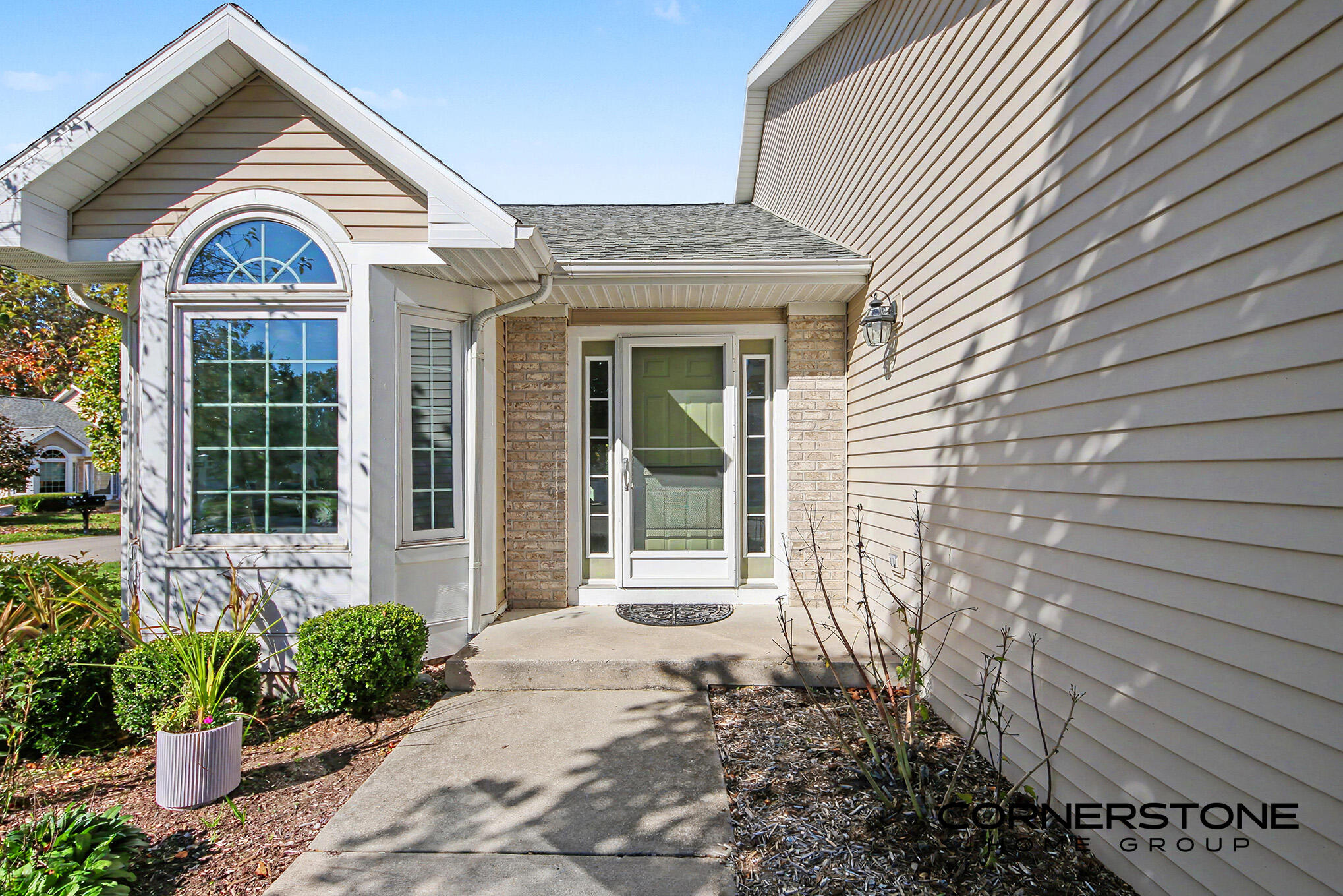 1773 Turnstone Lane NE Grand Rapids MI 49505