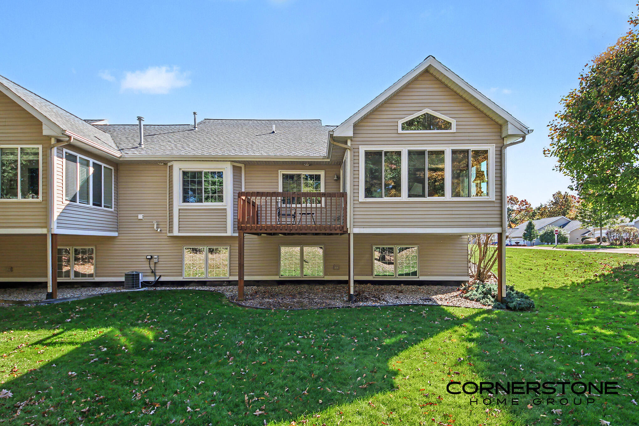 1773 Turnstone Lane NE Grand Rapids MI 49505