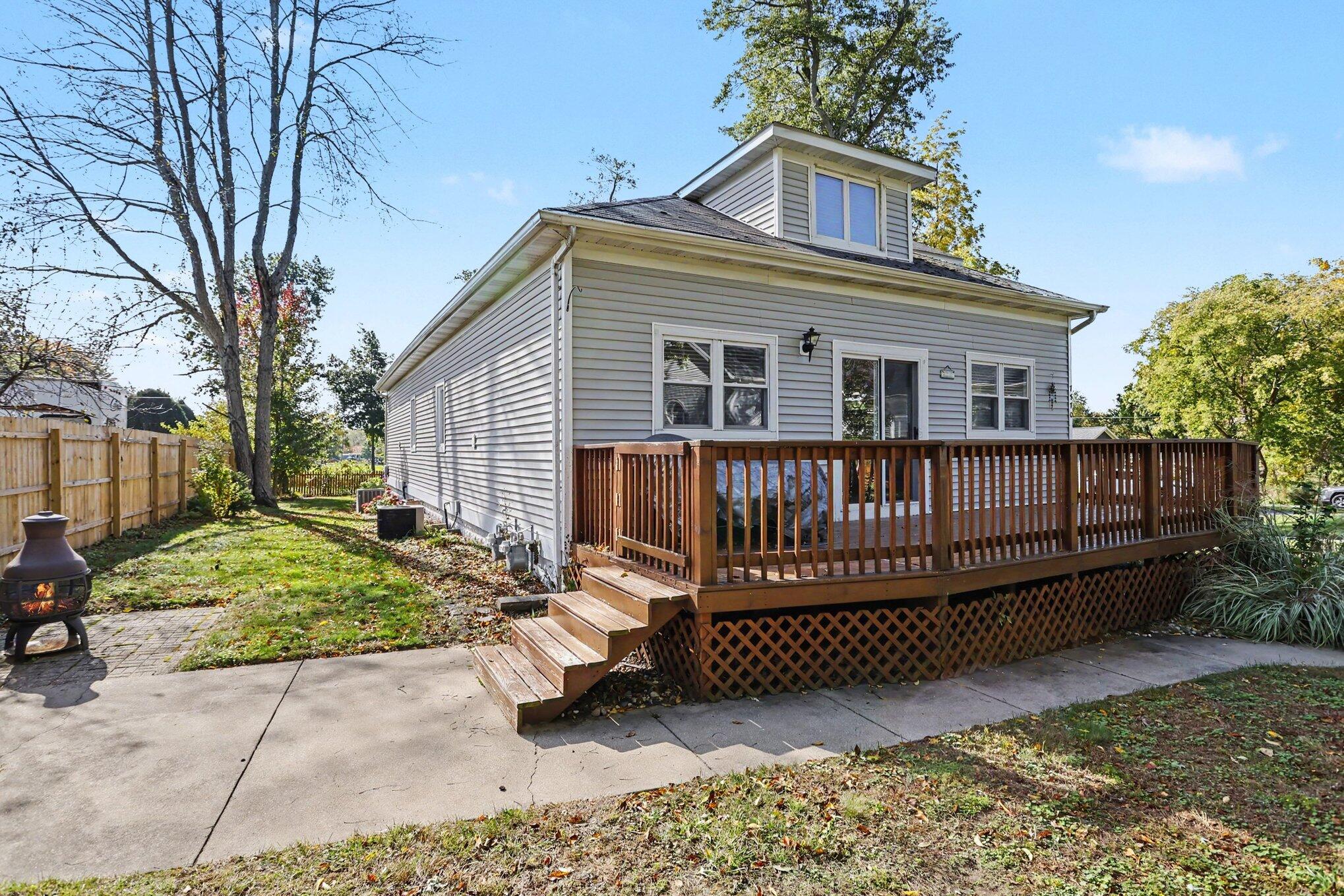 7370 N North Shore Drive South Haven MI 49090