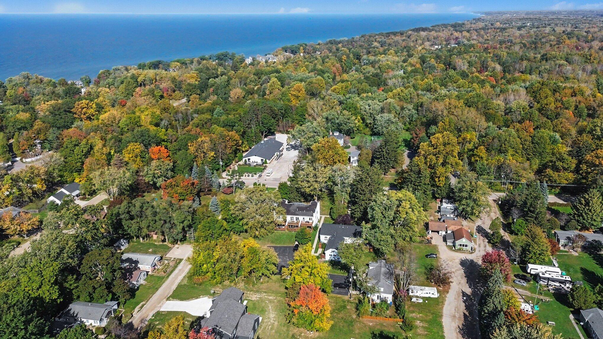 7370 N North Shore Drive South Haven MI 49090
