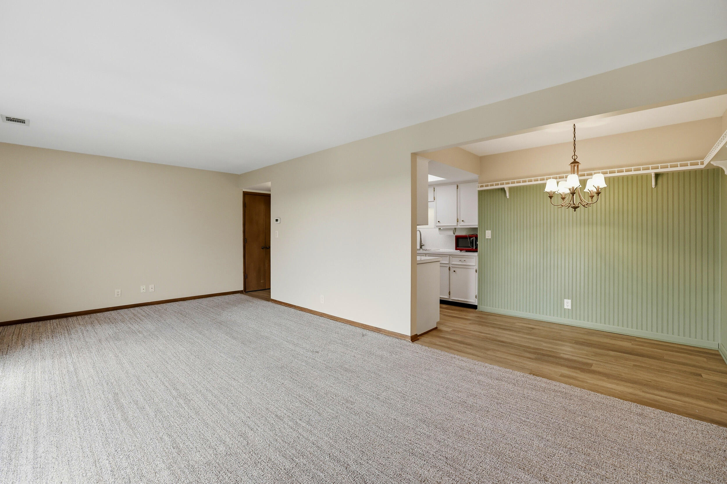 230 S State Street Zeeland MI 49464