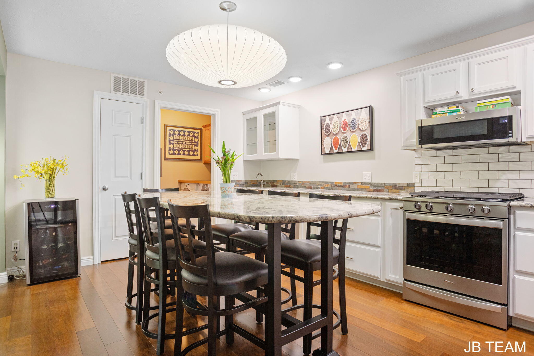 3042 W Crystal Waters Drive Holland MI 49424