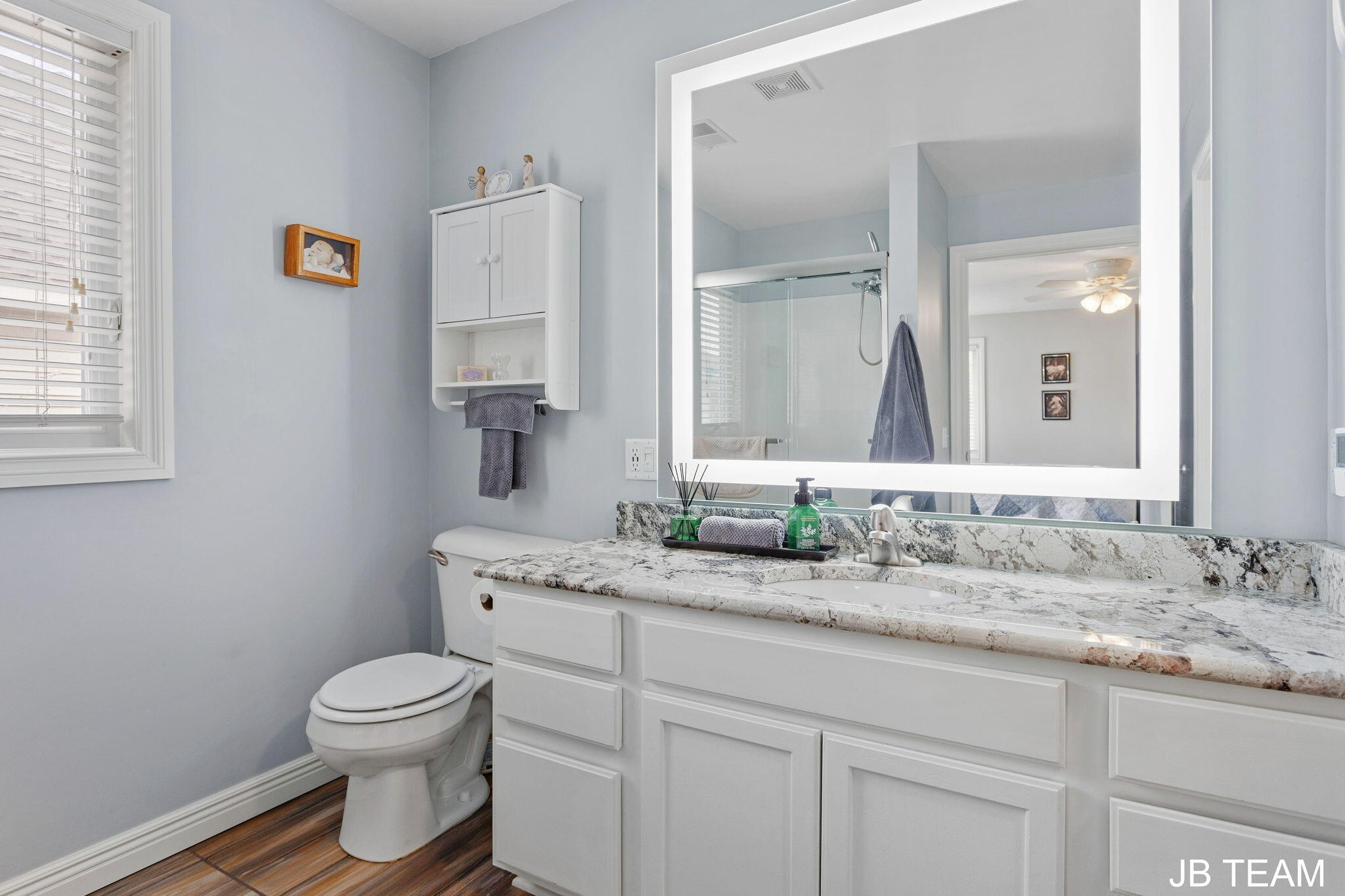 3042 W Crystal Waters Drive Holland MI 49424